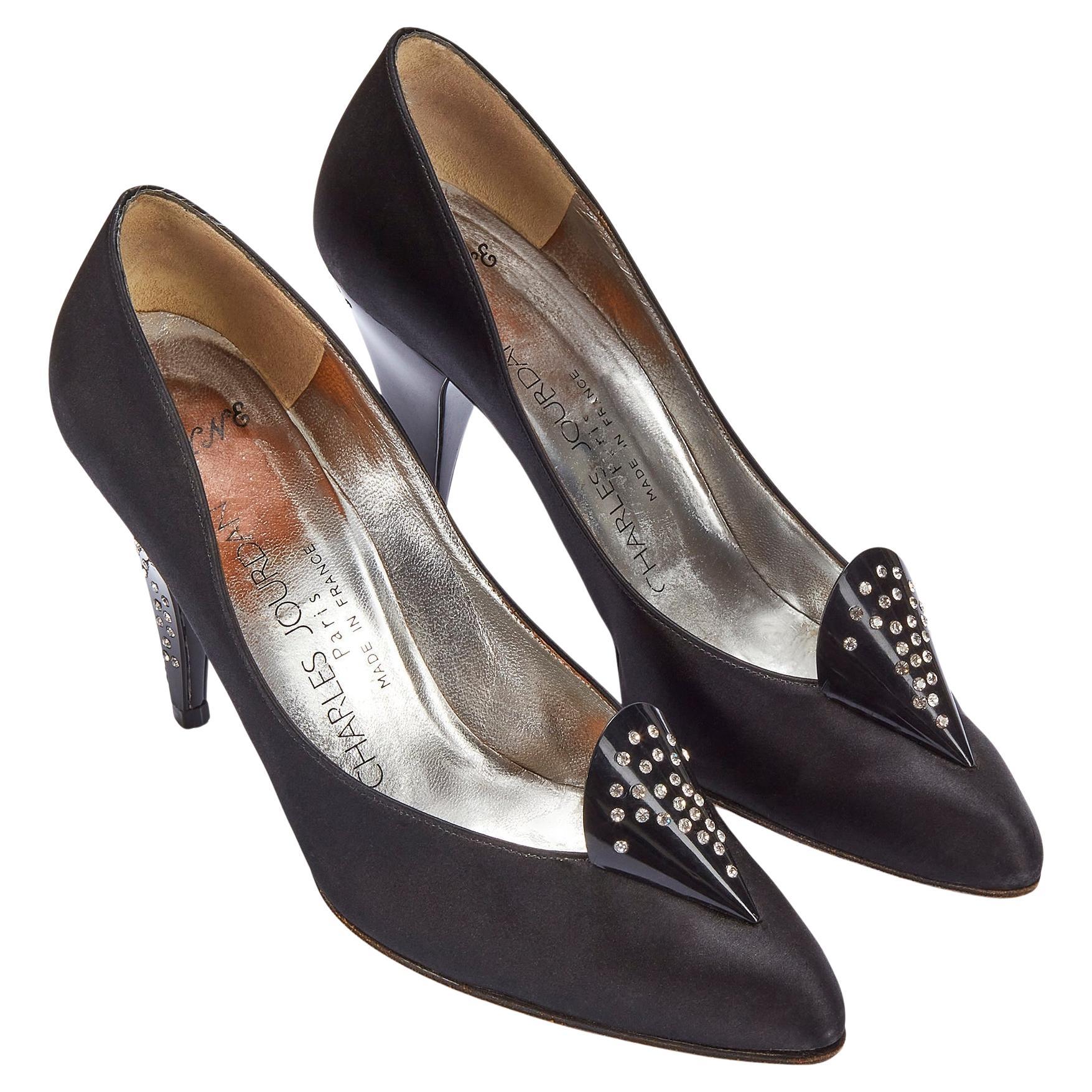 1970er Charles Jourdan für Raine Schwarze Satin-Schuhe mit Diamant-Absatz aus Satin im Angebot