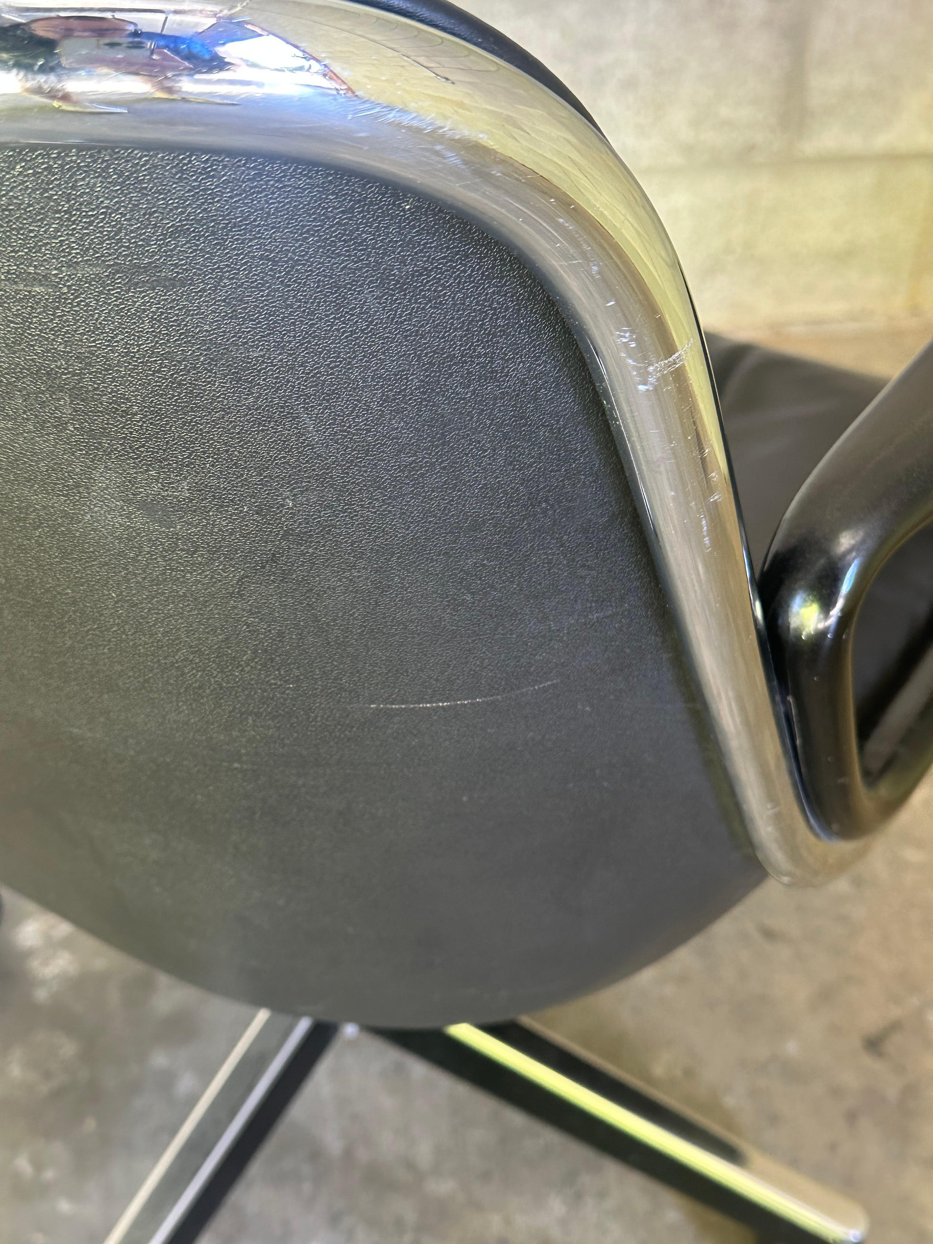 Metal 1970s Charles Pollock for Knoll Office Desk Chair For Sale