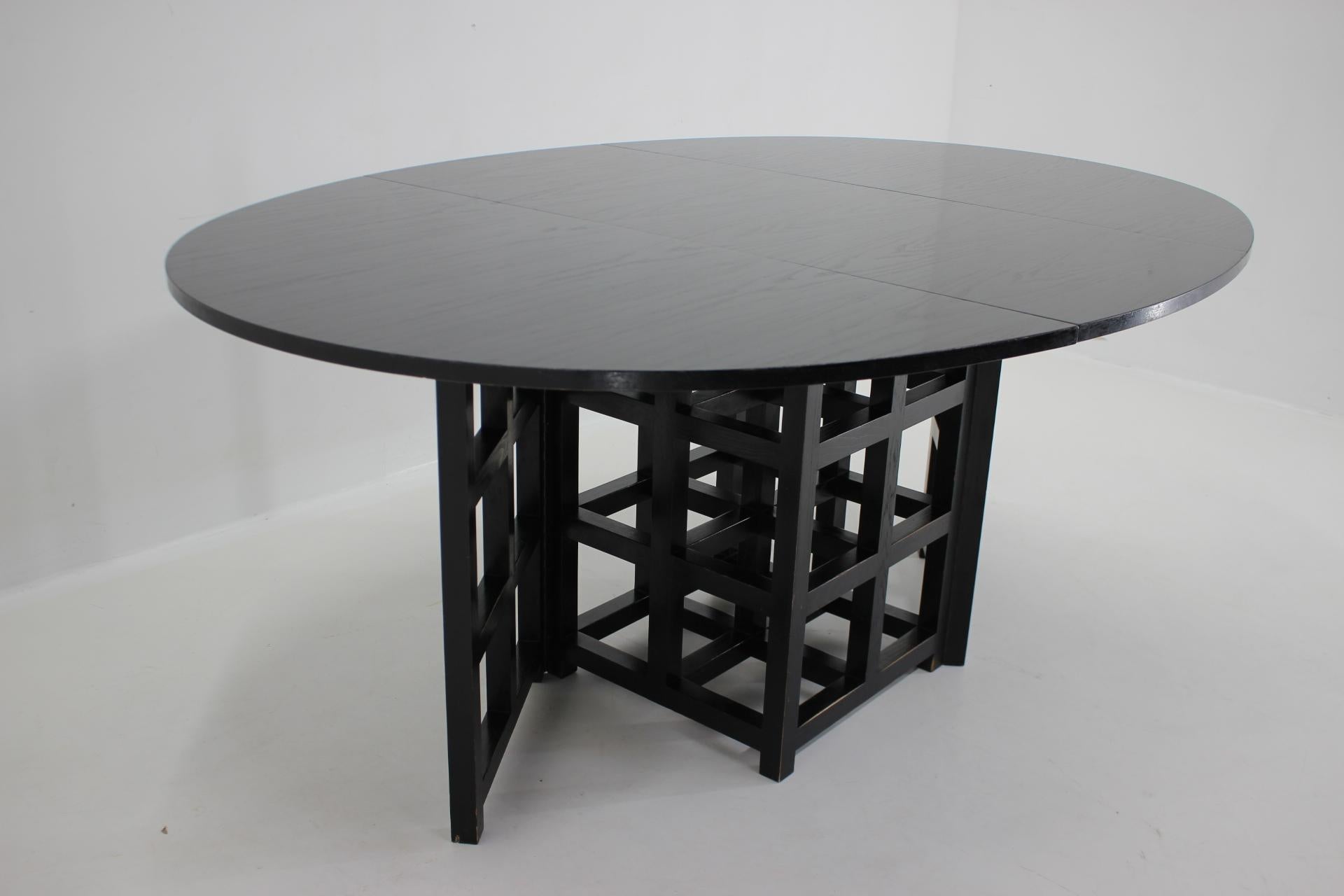 1970s Charles Rennie Mackintosh Oval Dining Table 322 Ds1 for Cassina, Italy In Good Condition In Praha, CZ