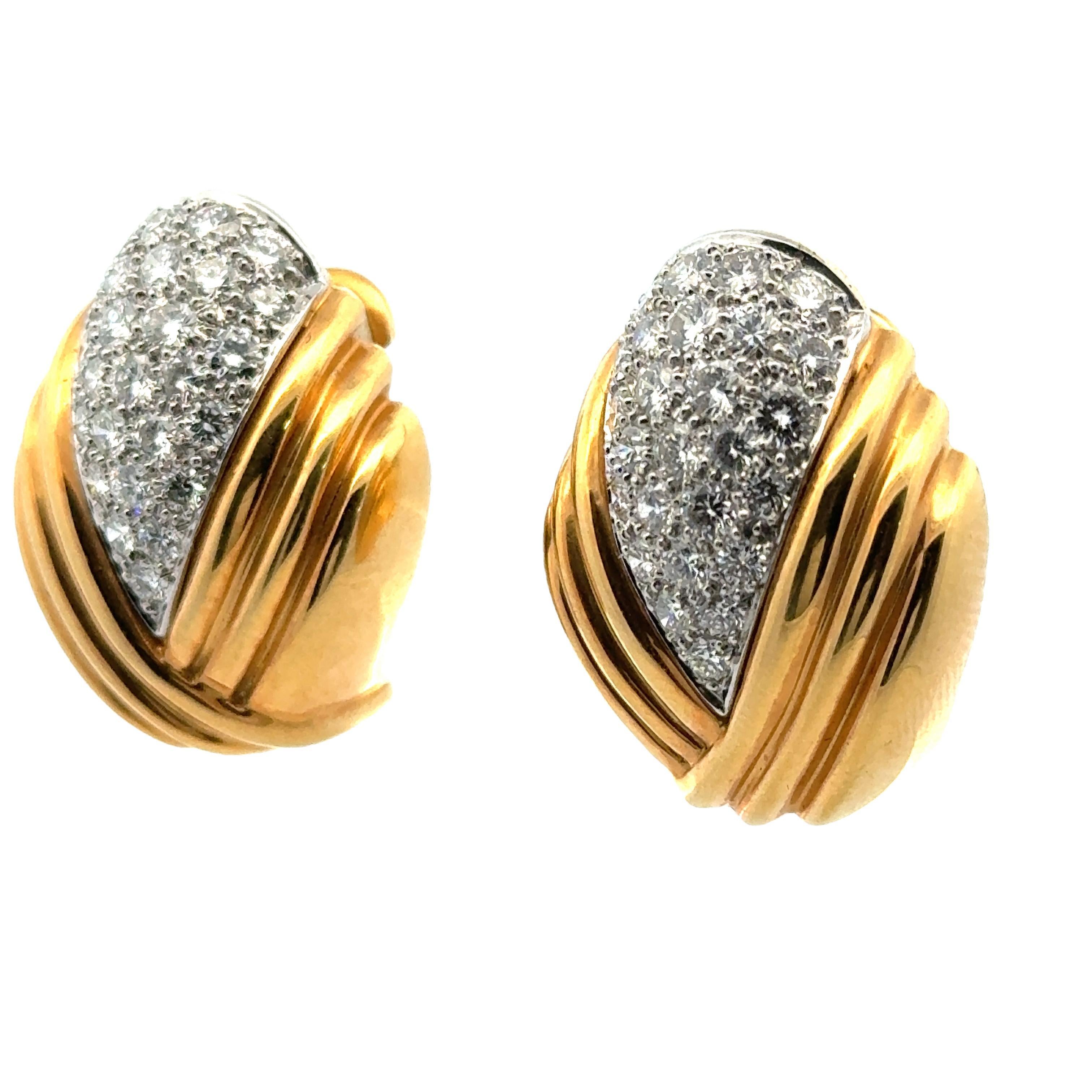 Contemporary 1970's Charles Turi Diamond 18 Karat Yellow Gold Ear-Clip Earrings