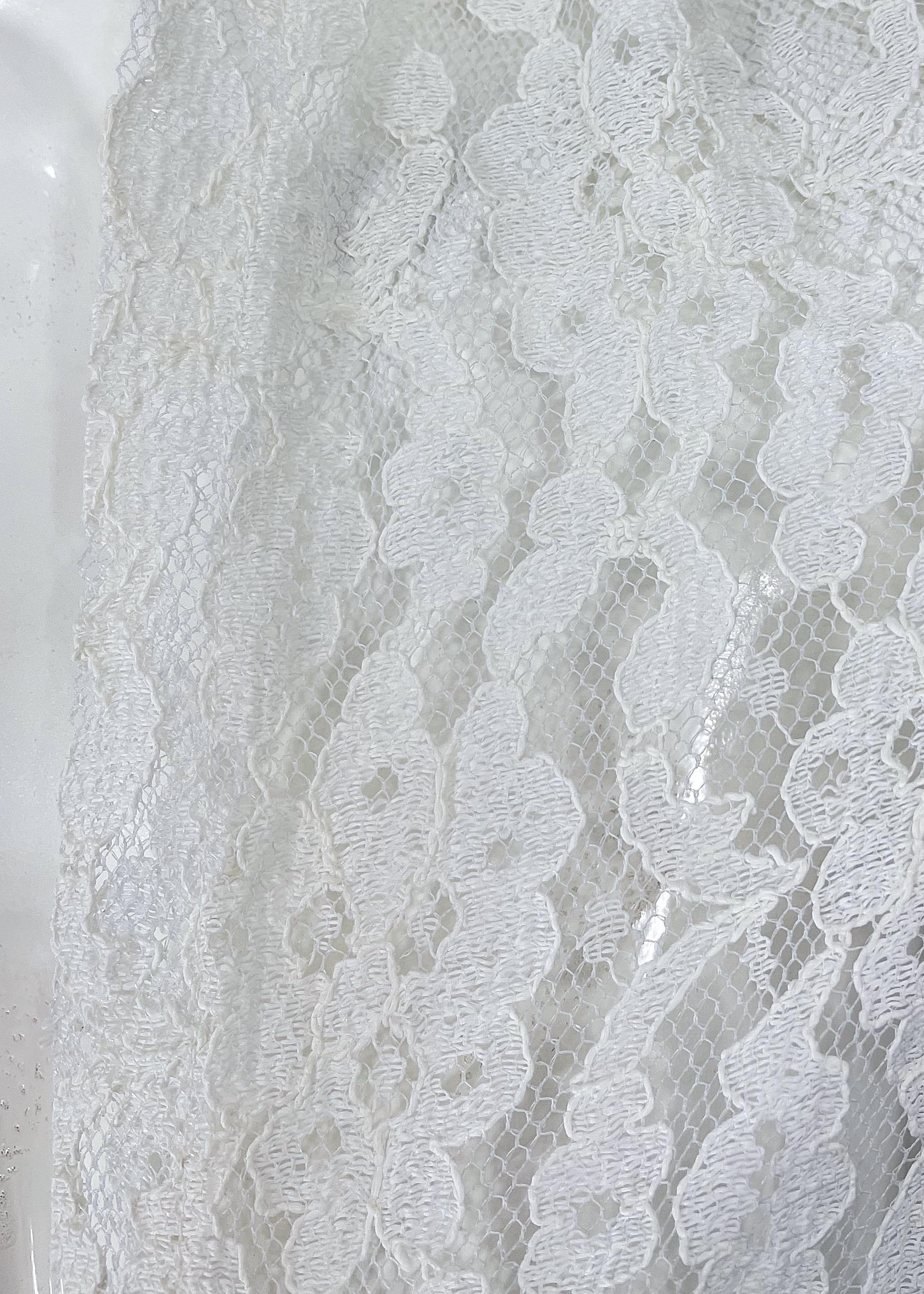 1970s Charm of Hollywood White Lace Rayon Vintage 70s Large Piano Shawl For Sale 2
