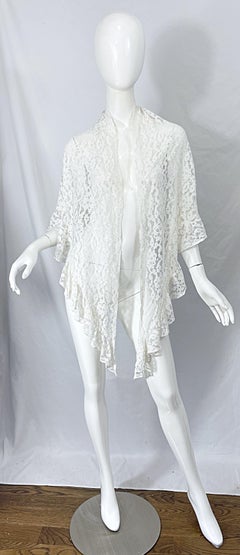 1970s Charm of Hollywood White Lace Rayon Vintage 70s Large Piano Shawl