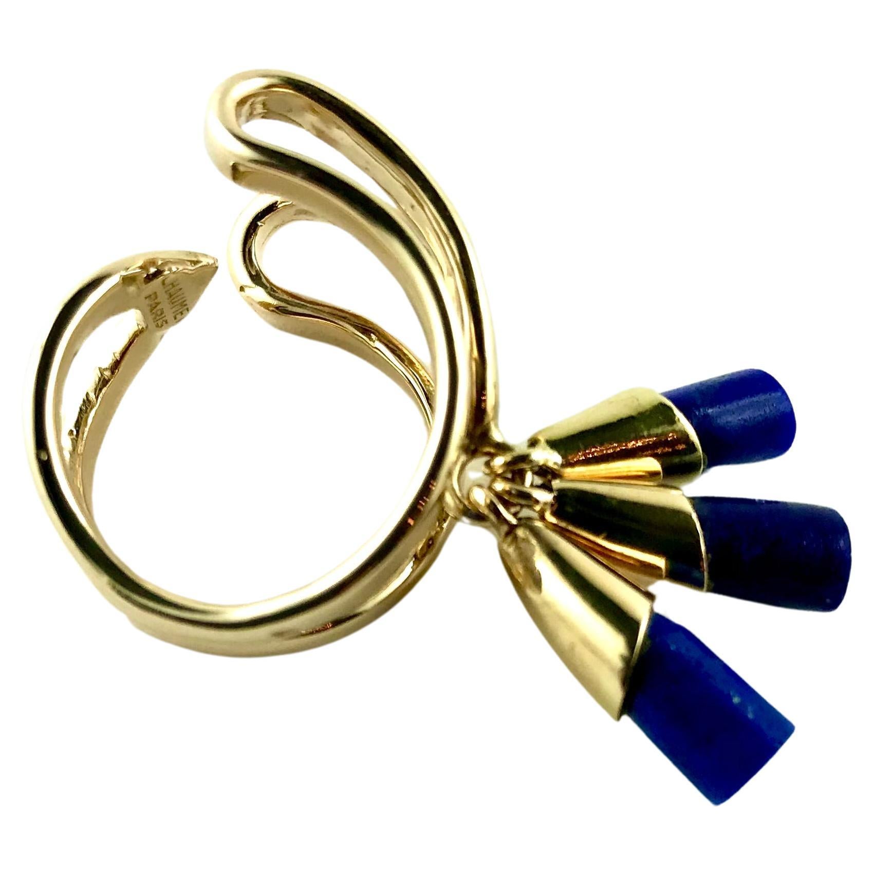 1970s Chaumet Yellow Gold and Lapislazuli charm Ring  For Sale