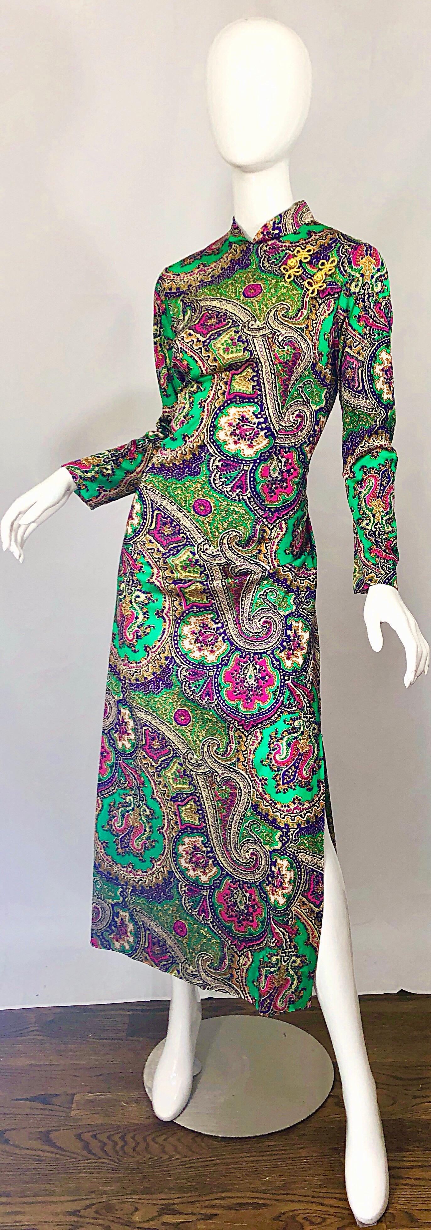 1970s Cheongsam Inspired Colorful Paisley Print Jersey Long Sleeve Maxi Dress In Excellent Condition In San Diego, CA