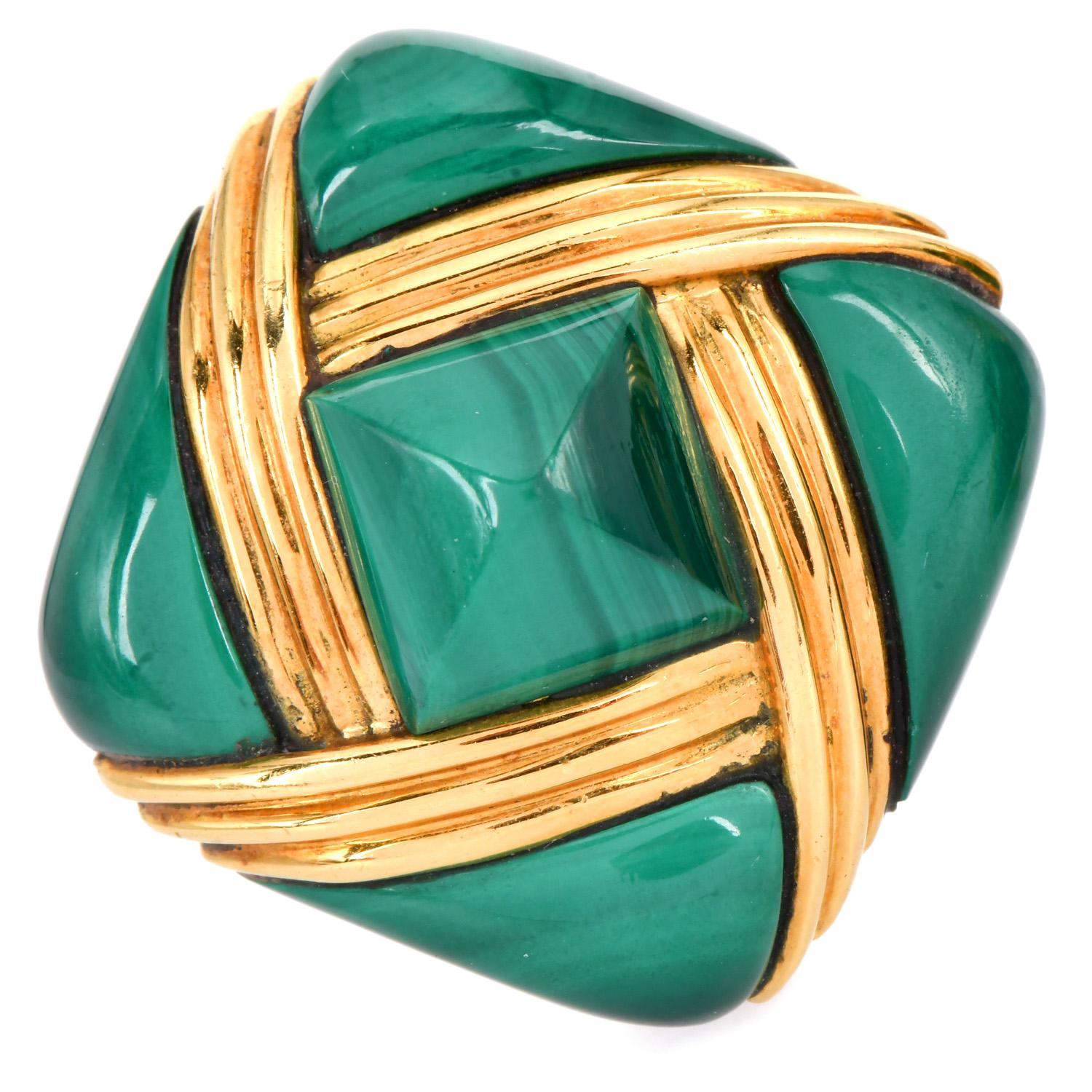 Retro 1970'S Chic Malachite 18K Gold Cushion  Clip-On Earrings For Sale
