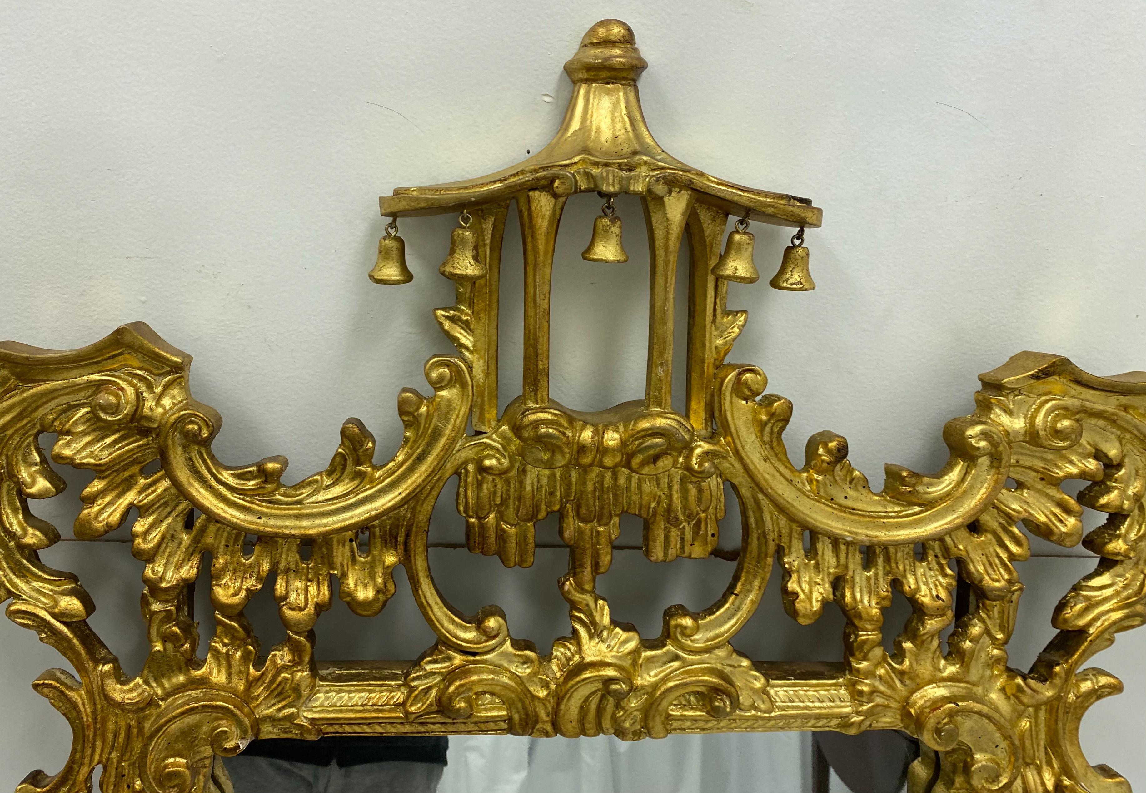 1970s Chinese Chippendale Style Carved Giltwood Italian Mirror In Good Condition In Kennesaw, GA