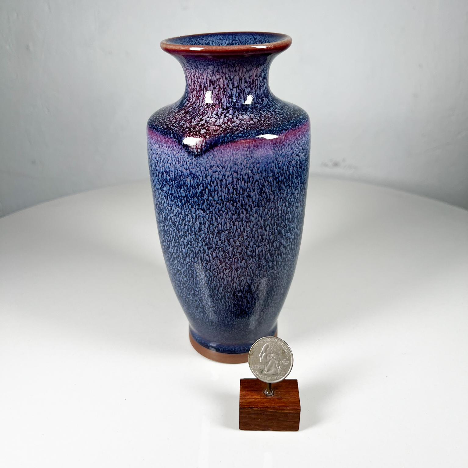 Mid-Century Modern 1970s Chinese Fine Blue Porcelain Art Pottery Vase Rongchang Jun Kiln Studio