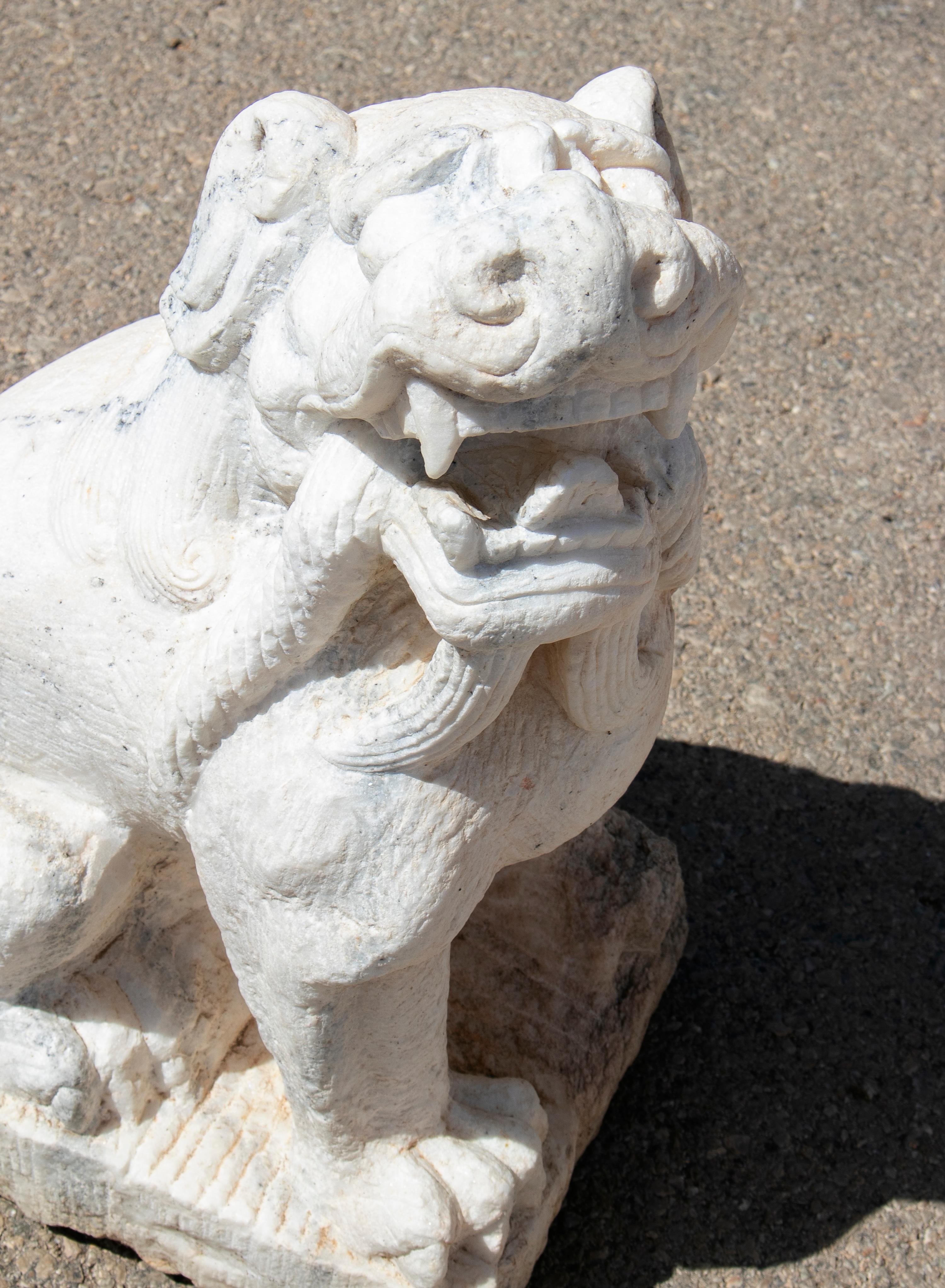 1970s Chinese Pair of Hand Carved White Marble Lions For Sale 7