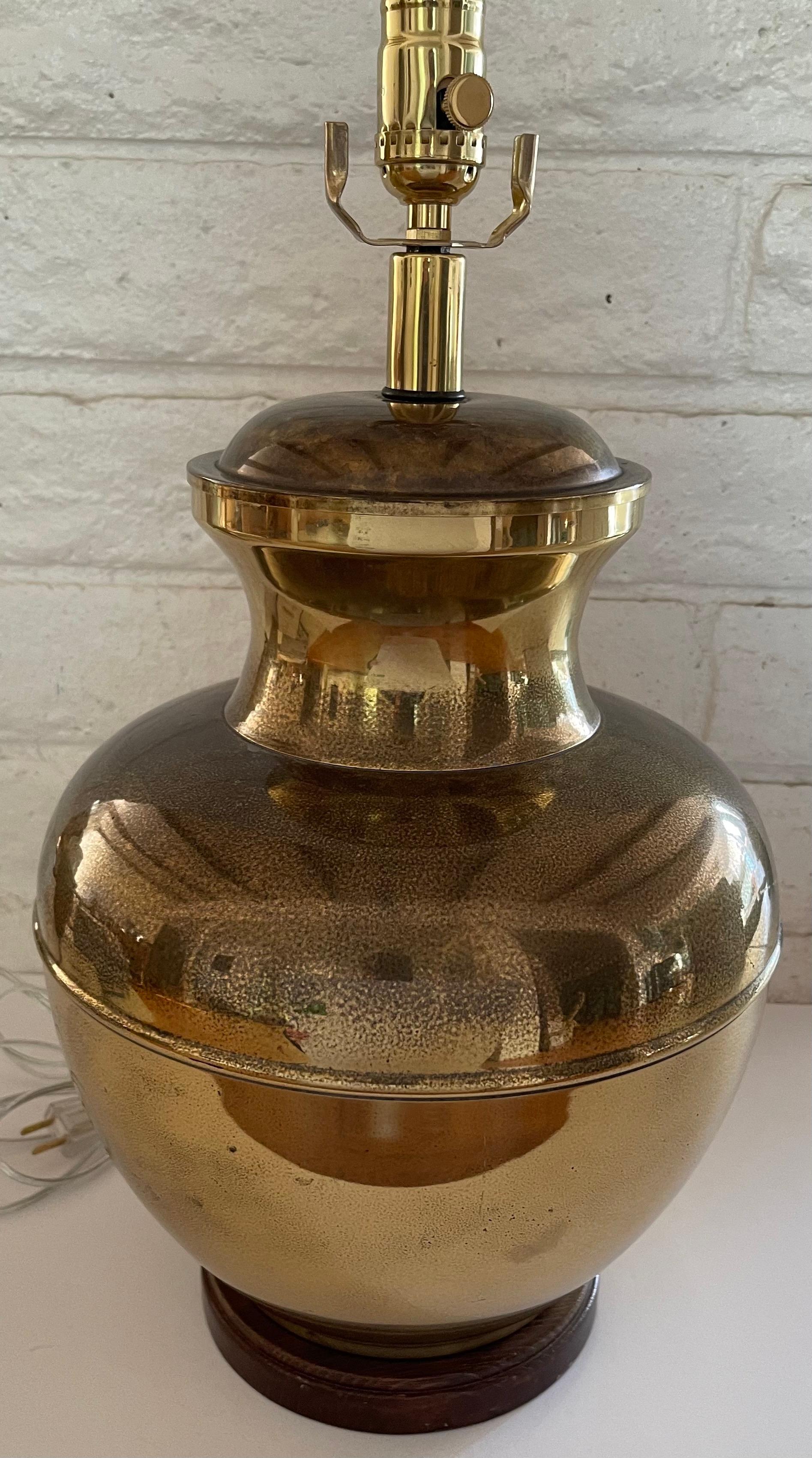 Late 20th Century 1970s Chinoiserie Brass Ginger Jar Large Lamp For Sale