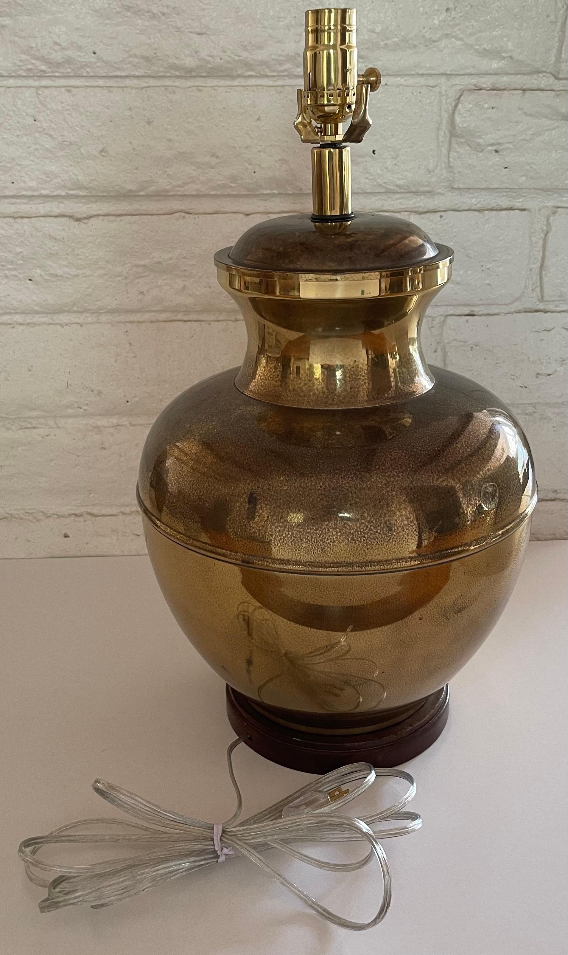 1970s Chinoiserie Brass Ginger Jar Large Lamp For Sale 4
