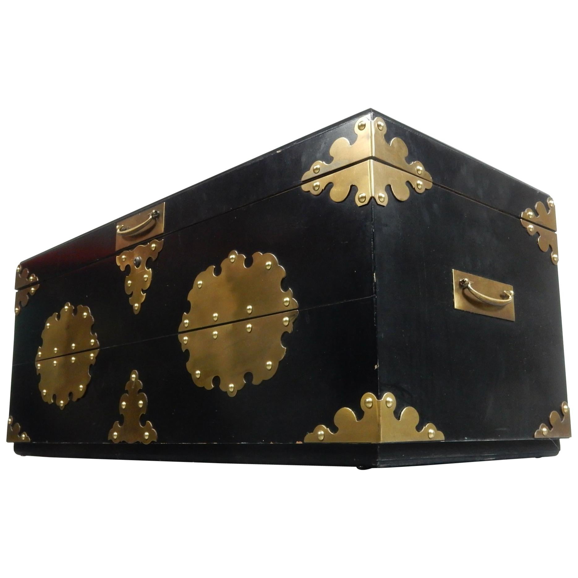 1970s Chinoiserie Hollywood Regency Ebonized Cedar Blanket Chest