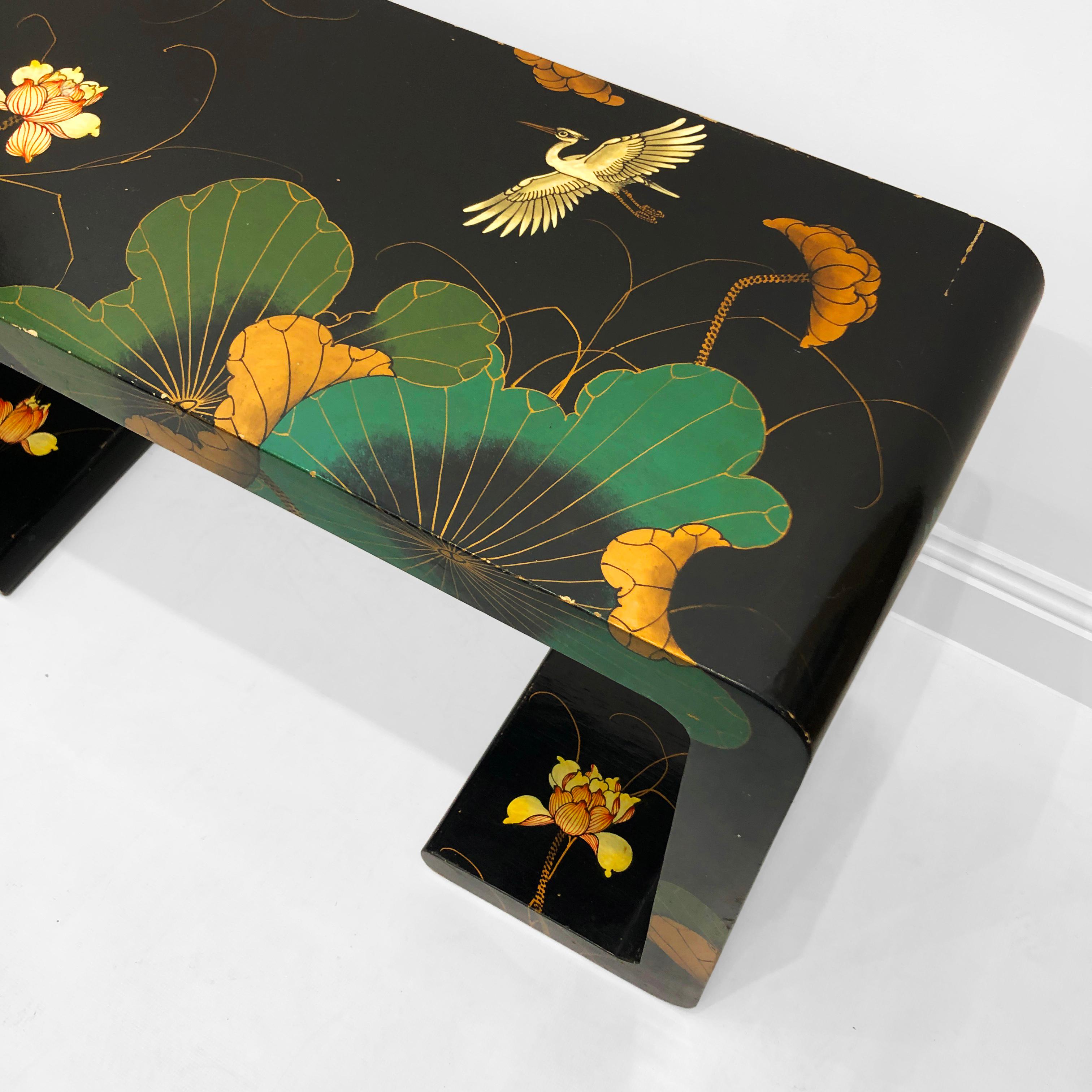 1970s Chinoiserie Hollywood Regency Waterfall Console Table Black Vintage Lamp In Good Condition For Sale In London, GB