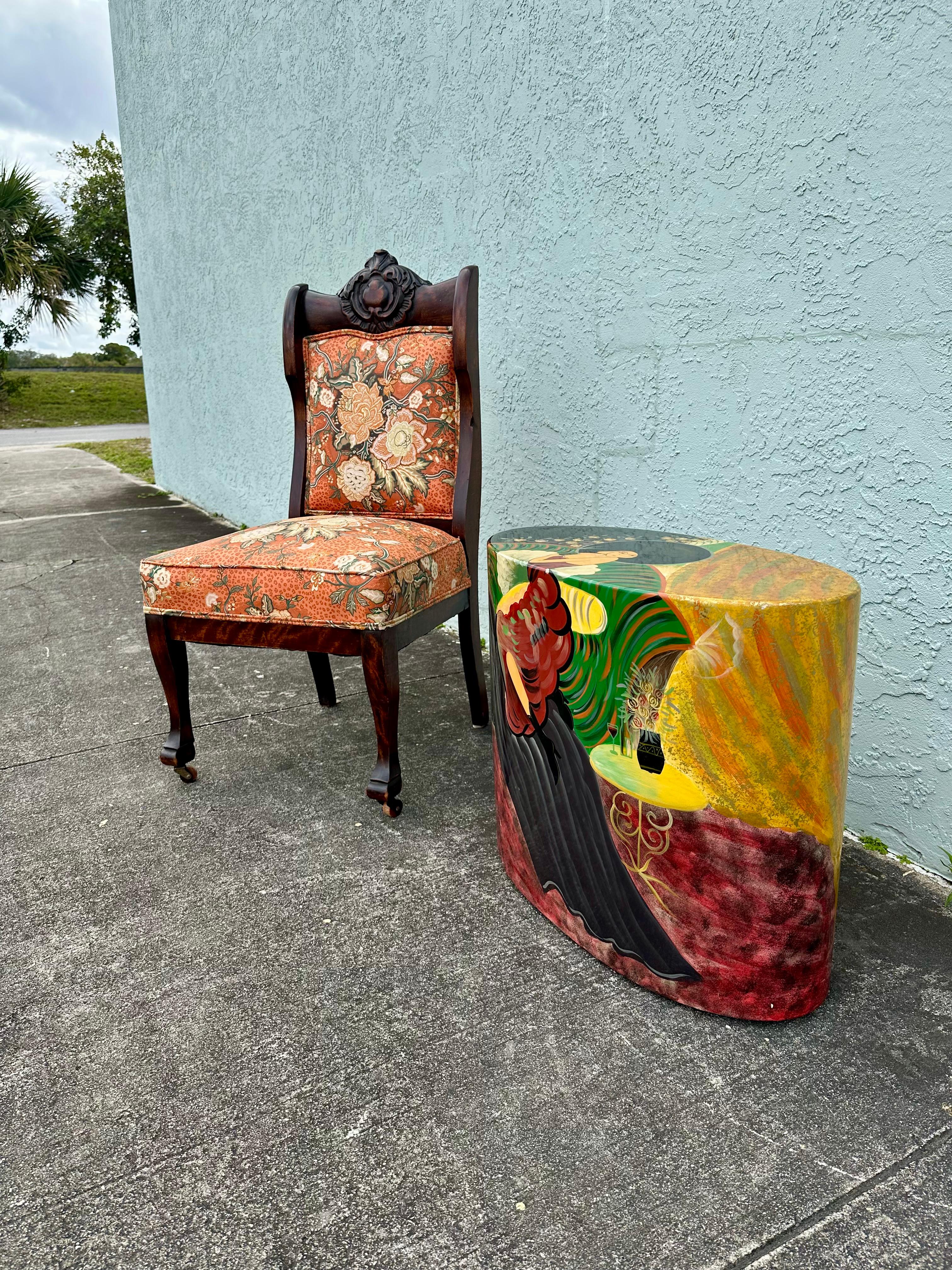 Table d'appoint ovale peinte à la main de style chinoiserie des années 1970 en vente 3