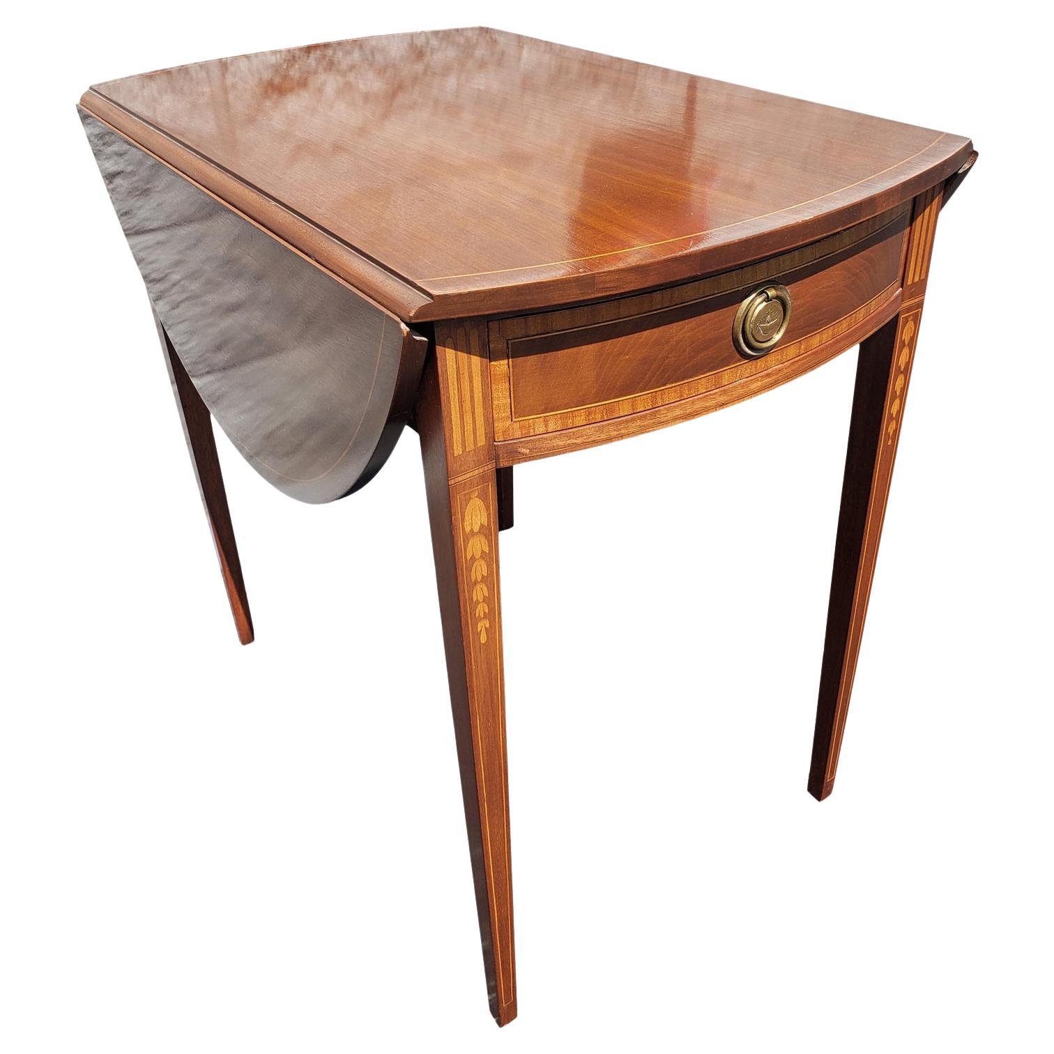 1970s Chippendale Inlaid Mahogany and Satin Wood Drop Leaf Pembroke Table