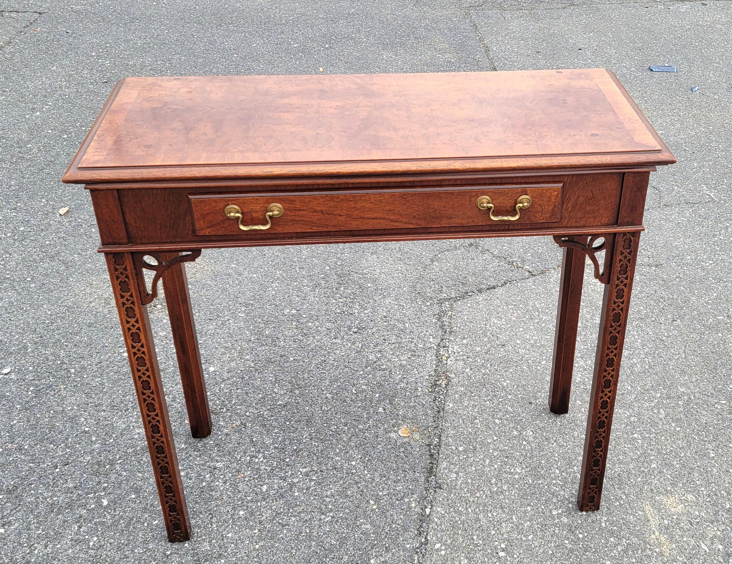 1970s Chippendale Walnut Burl Console Table with Fretwork and Banded Top For Sale 10