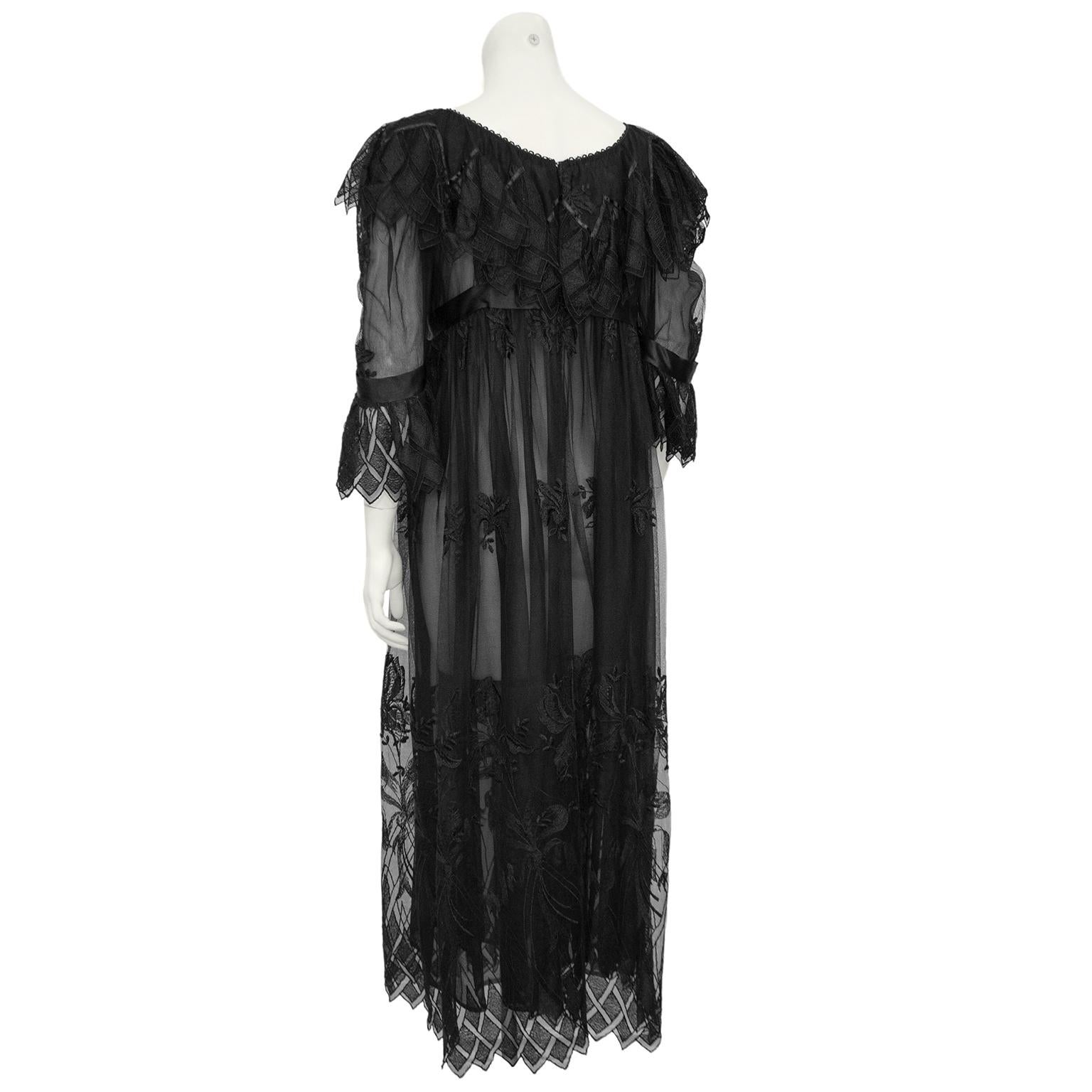 1970s Chloe Black Embroidered Tulle Cocktail dress In Good Condition In Toronto, Ontario