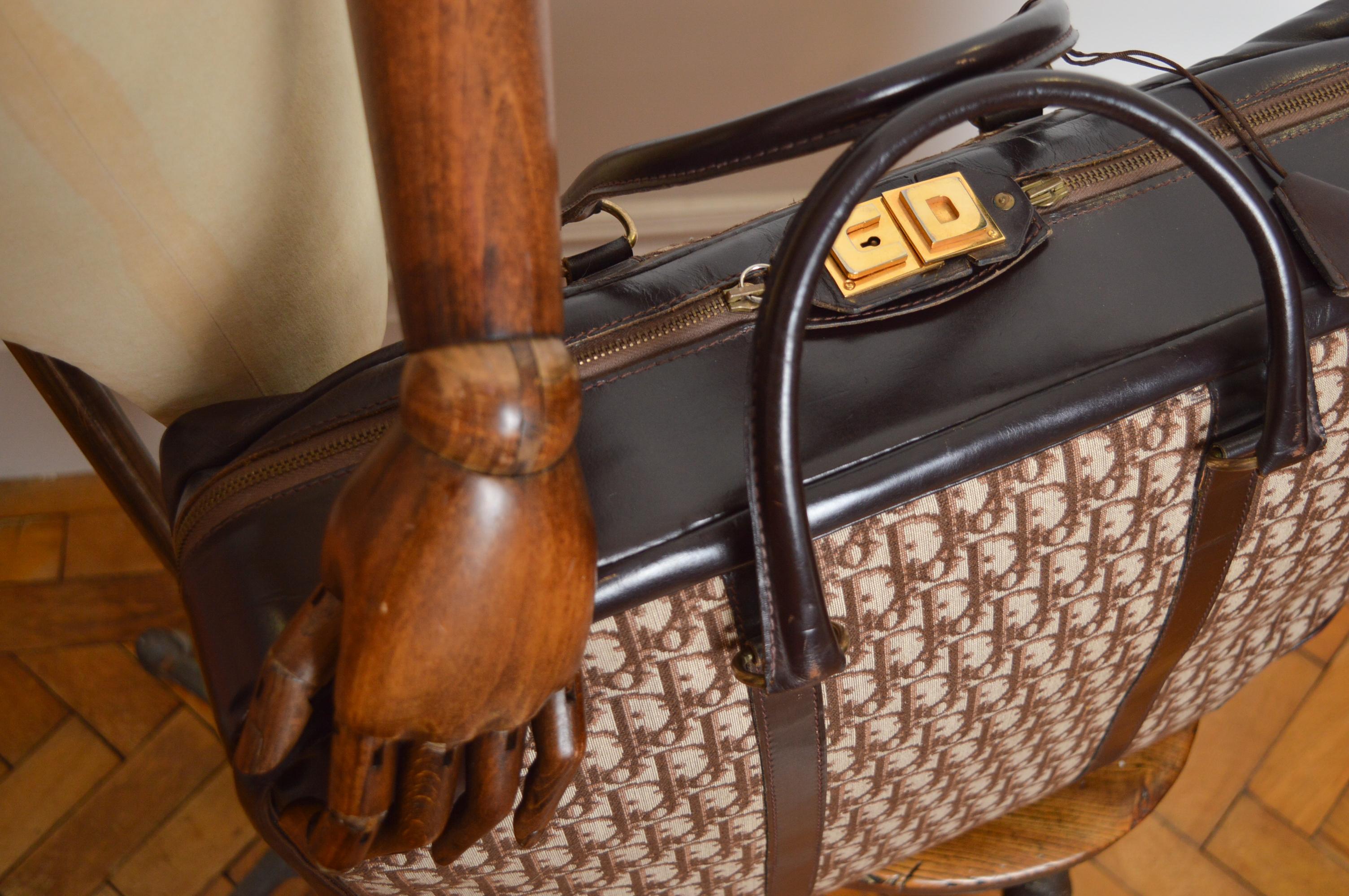 1970's CHRISTIAN DIOR Bolsa Maletas Trotter Monograma Cuero Marrón Lona en venta 8