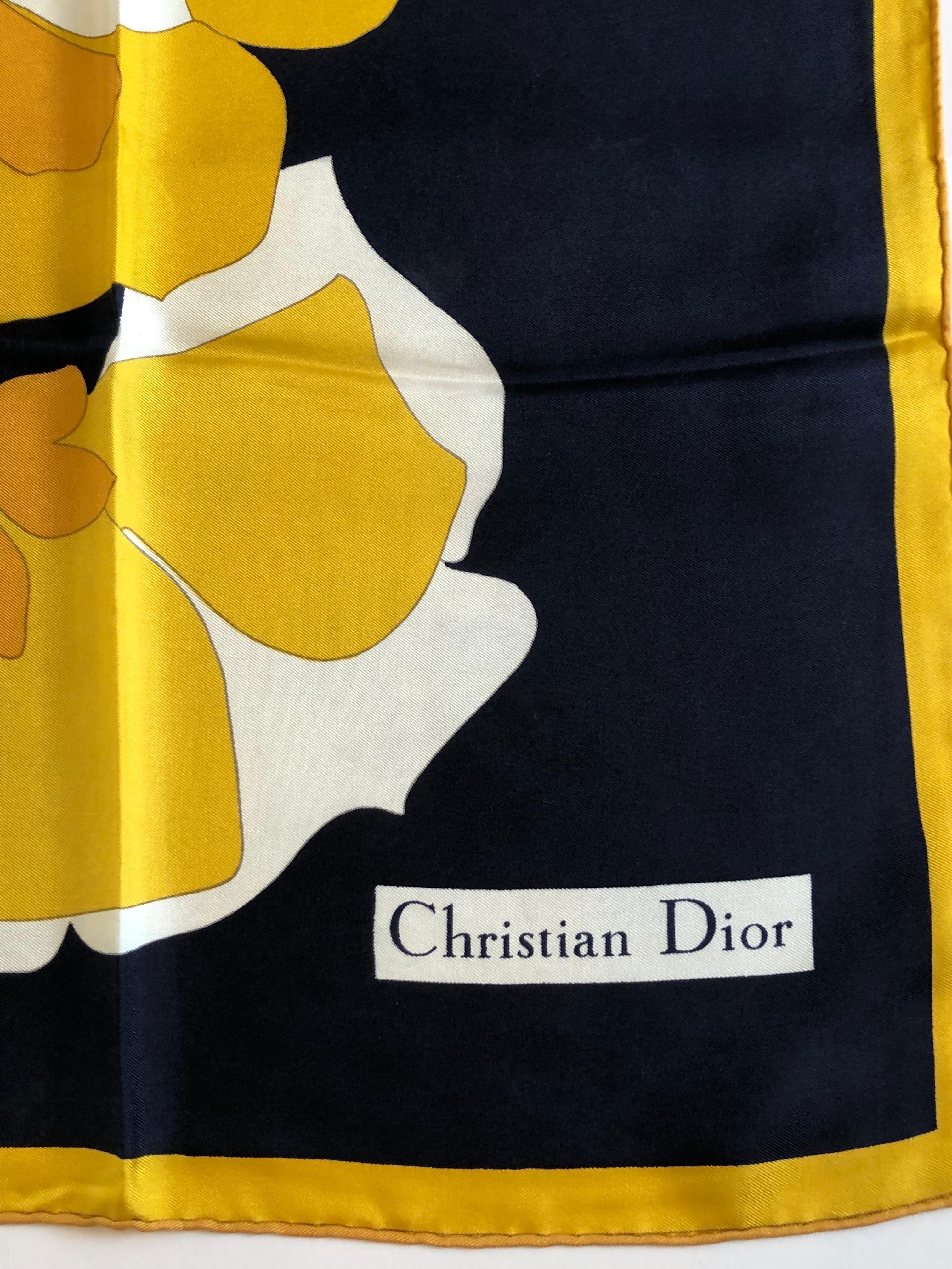 Noir CHRISTIAN DIOR, écharpe en soie multicolore et dorée bleu marine, années 1970 en vente