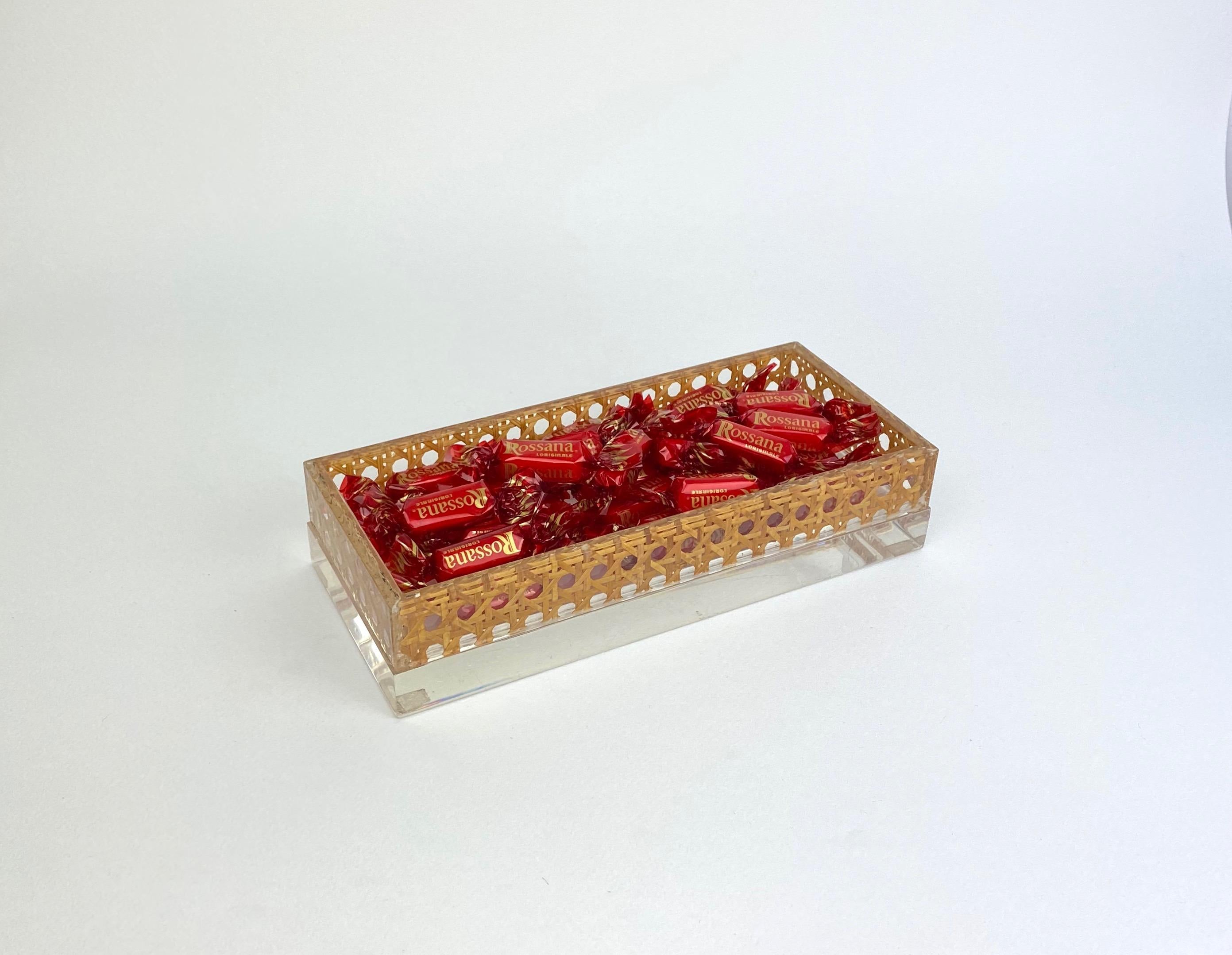 1970s Christian Dior Lucite Decorative Box with Wicker Rattan Canework, France 4