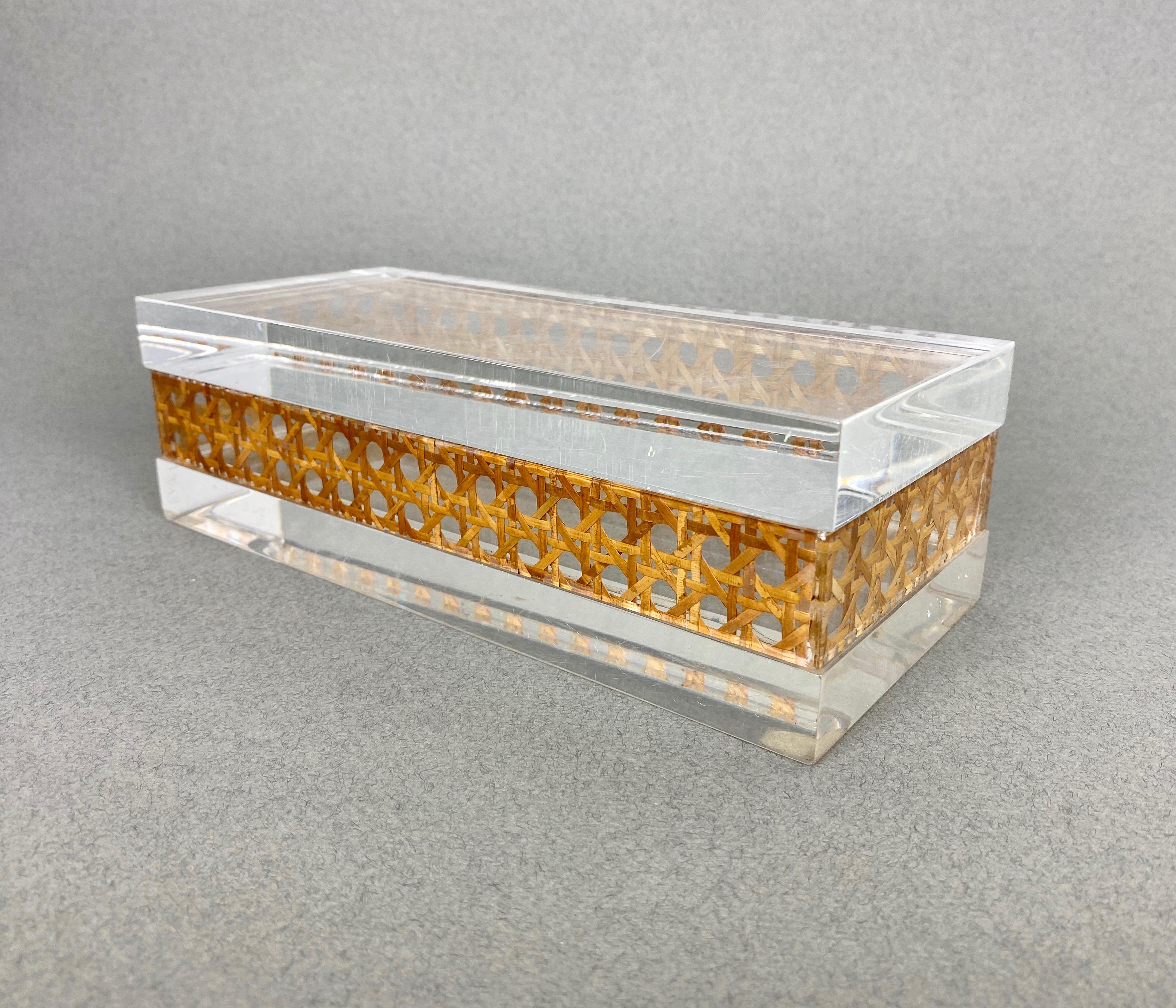 1970s Christian Dior Lucite Decorative Box with Wicker Rattan Canework, France 7