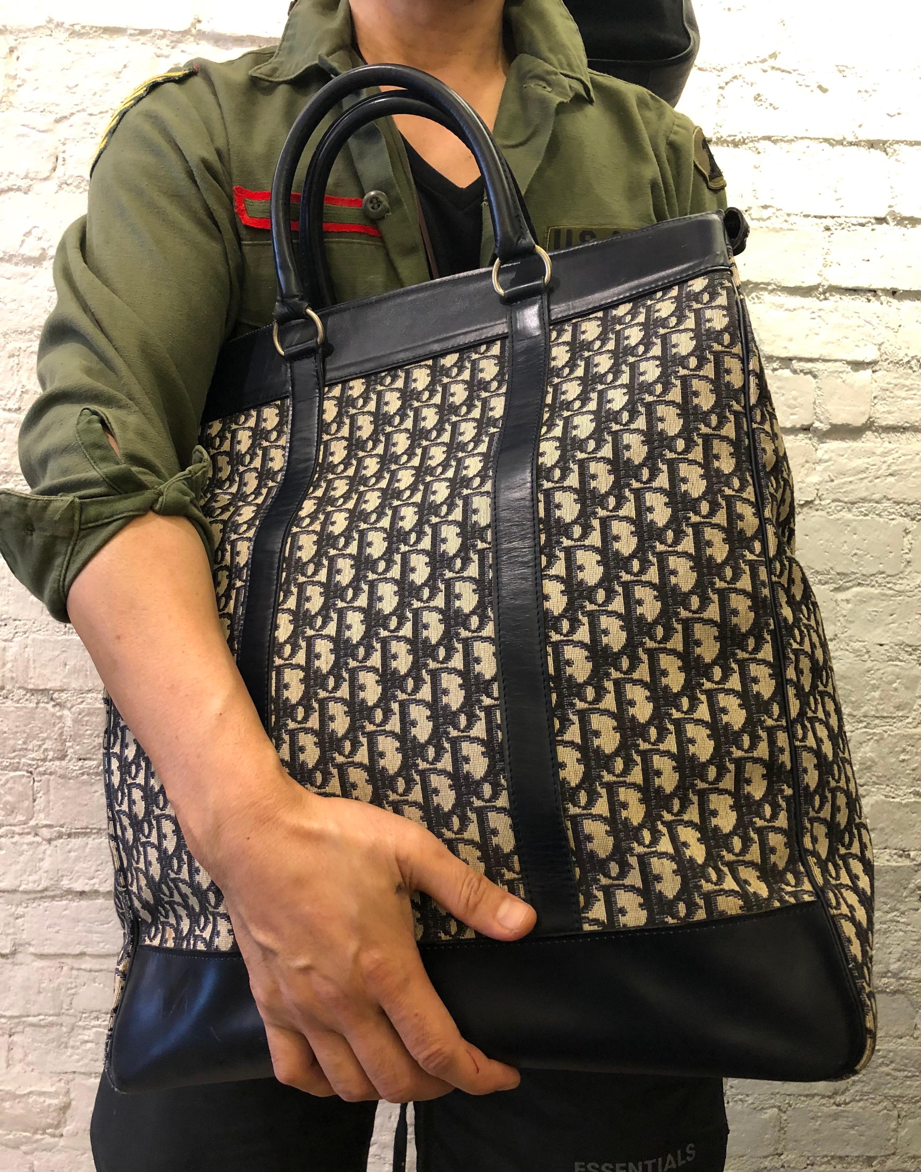 1970s CHRISTIAN DIOR Navy Trotter Jacquard Boston Bag 40 3