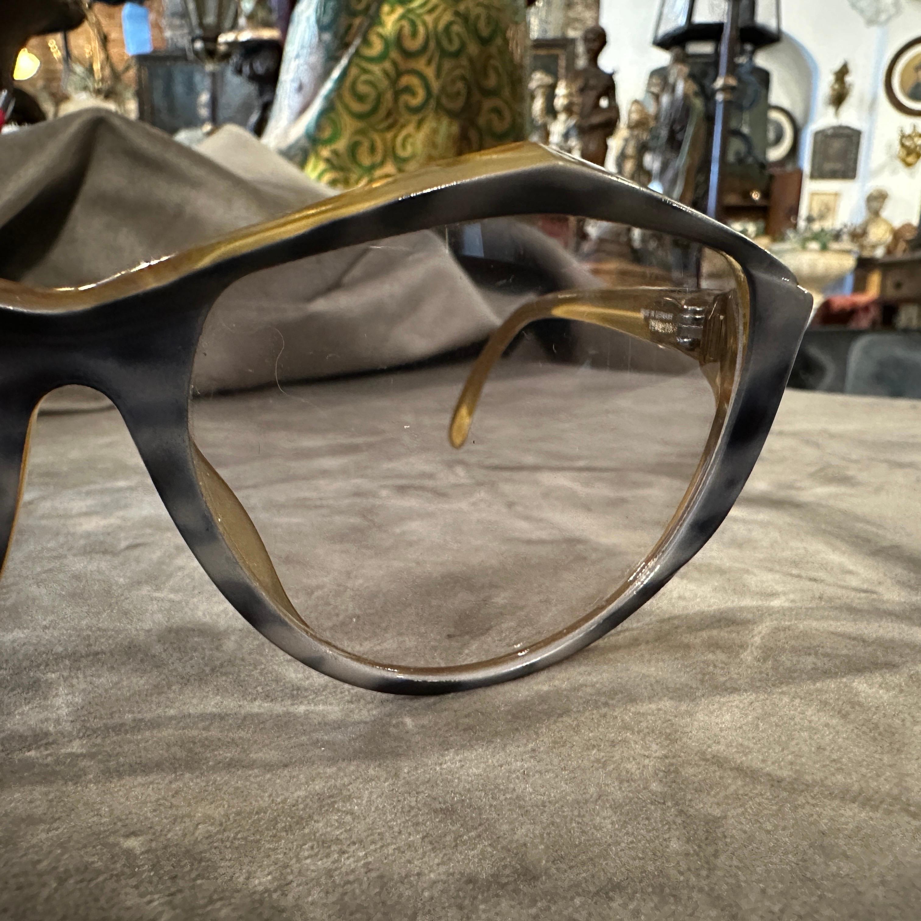 Lunettes de soleil surdimensionnées Christian Dior Vintage des années 1970 en vente 7