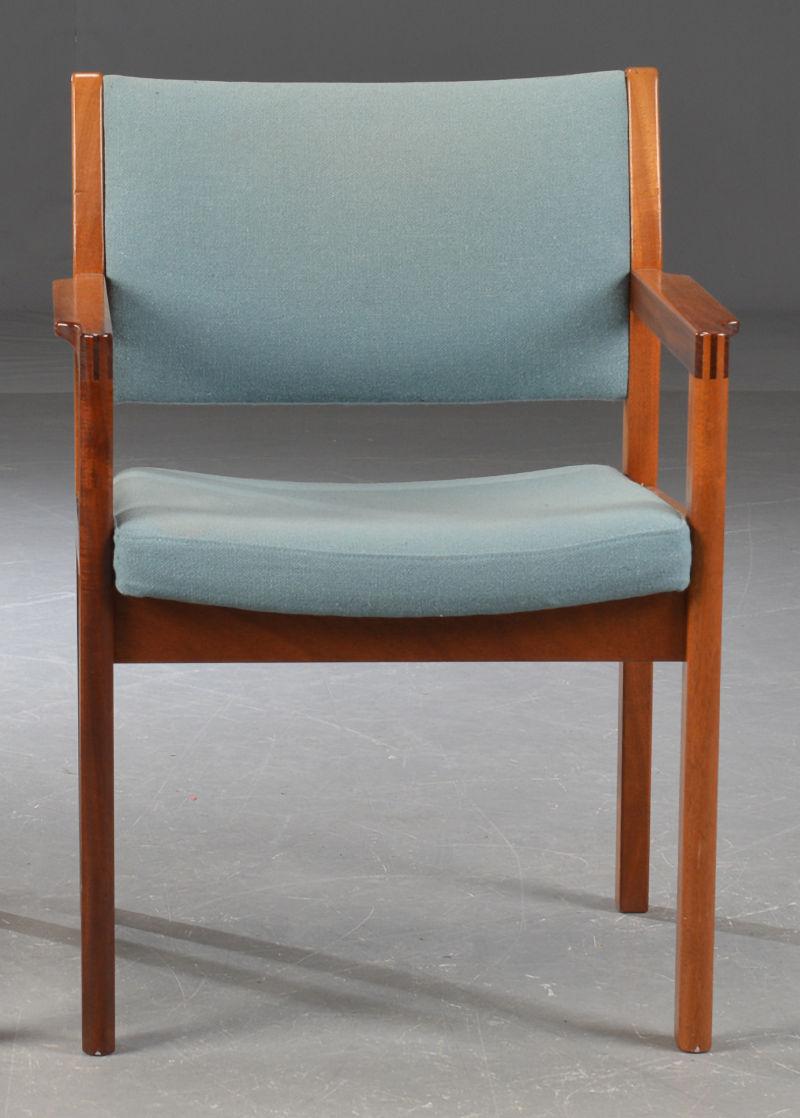 Scandinavo moderno Set di due poltrone danesi in mogano di Christian Hvidt degli anni '70 in vendita