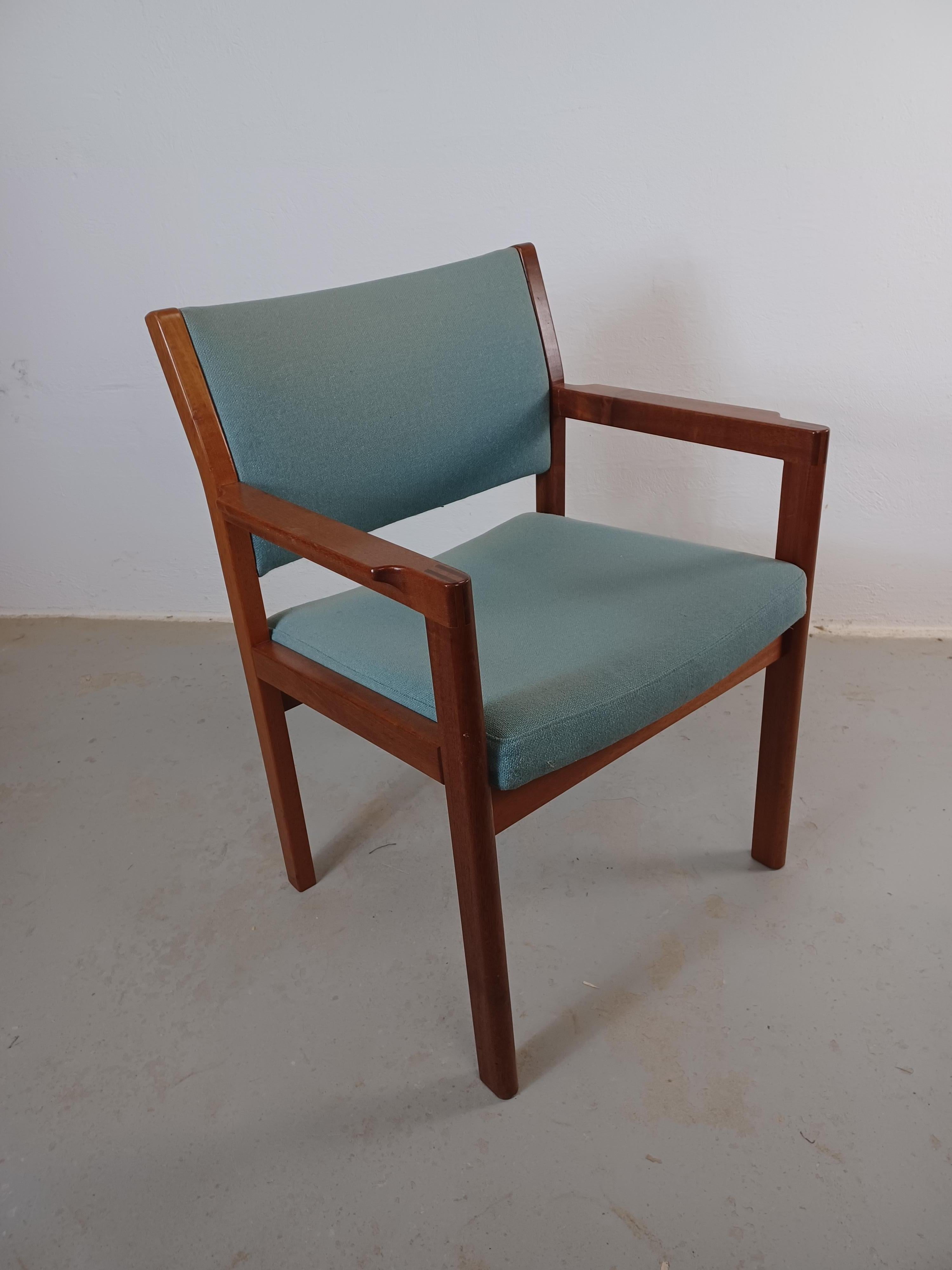 1970s Christian Hvidt Set of Two Restored Danish Armchairs in Mahogany im Angebot 4