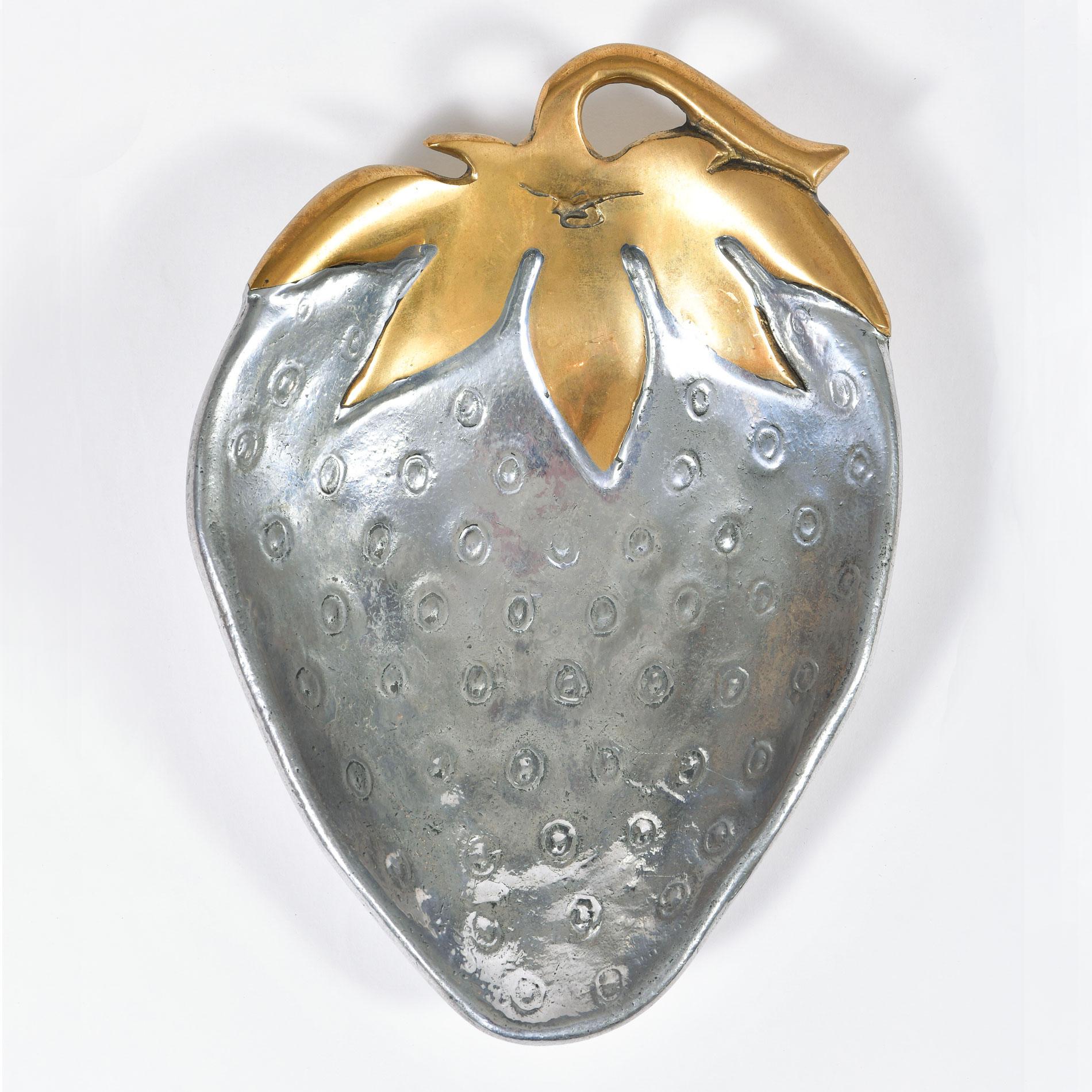 Spanisches Erdbeer-Tablett aus Bronze von David Marshall, 1970er Jahre im Angebot 2