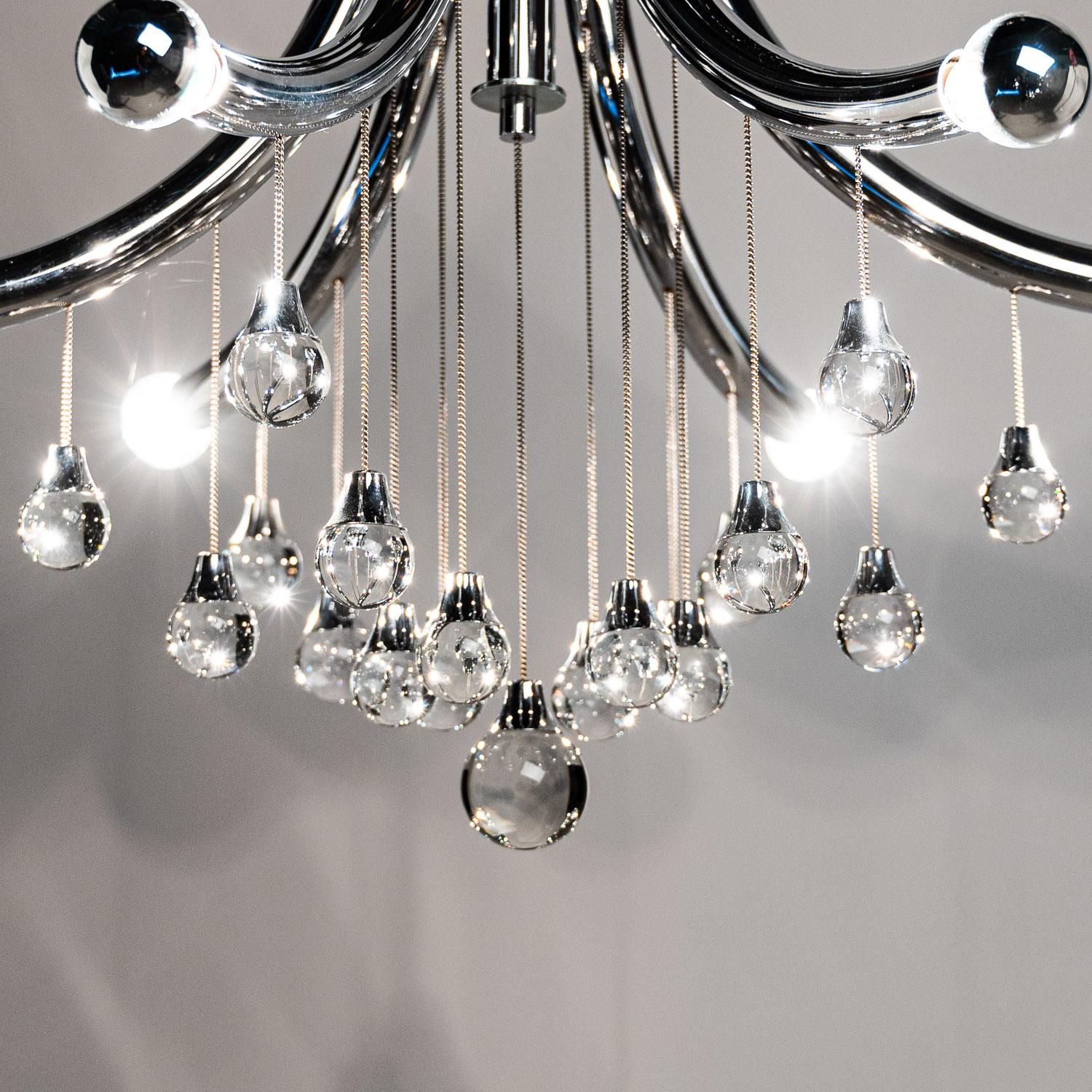 1970s Chrome and Glass Chandelier by Sciolari  For Sale 8