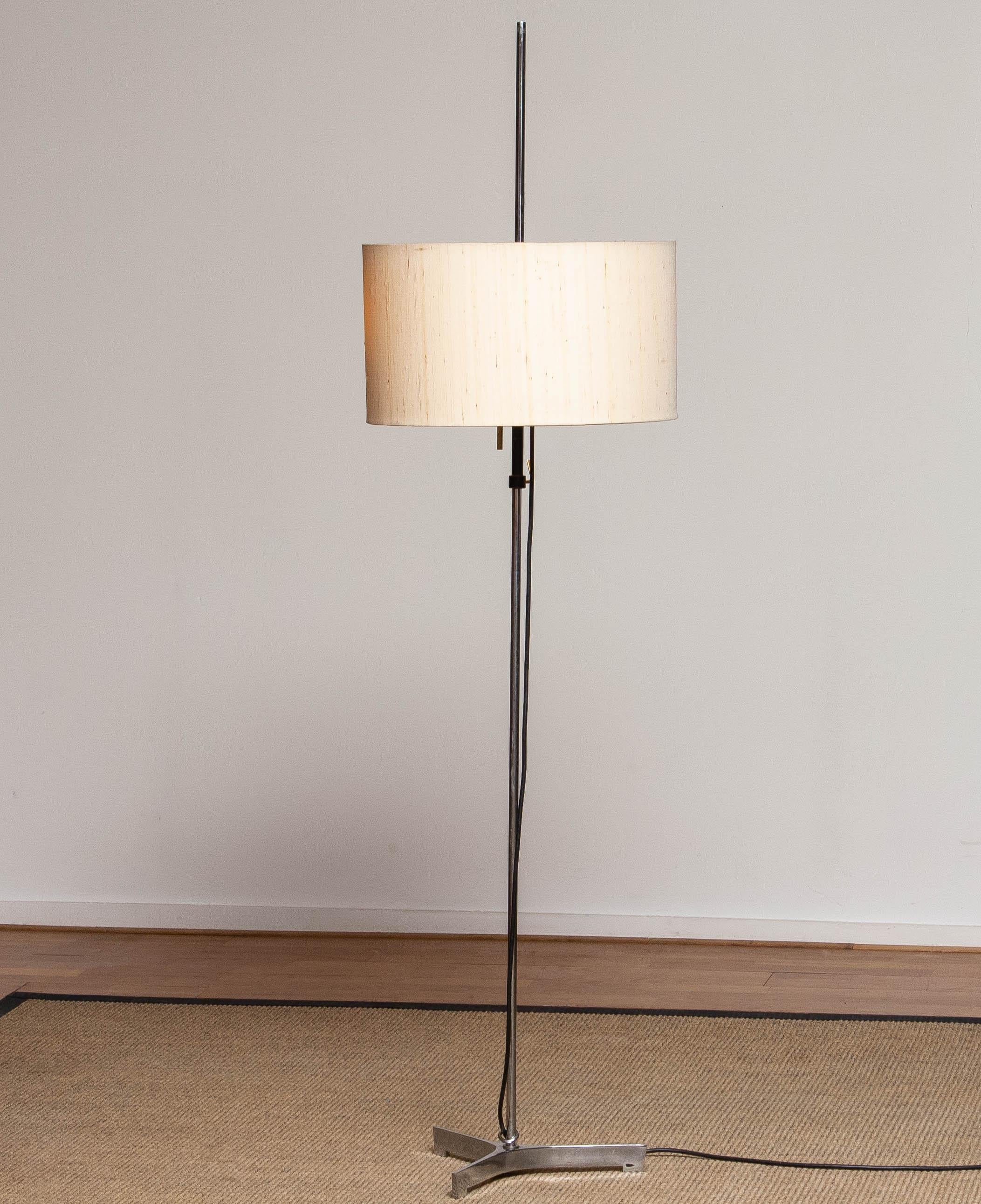 Fabric 1970's Chrome and Grass-Cloth Modernist Italian Star Base Adjustable Floor Lamp