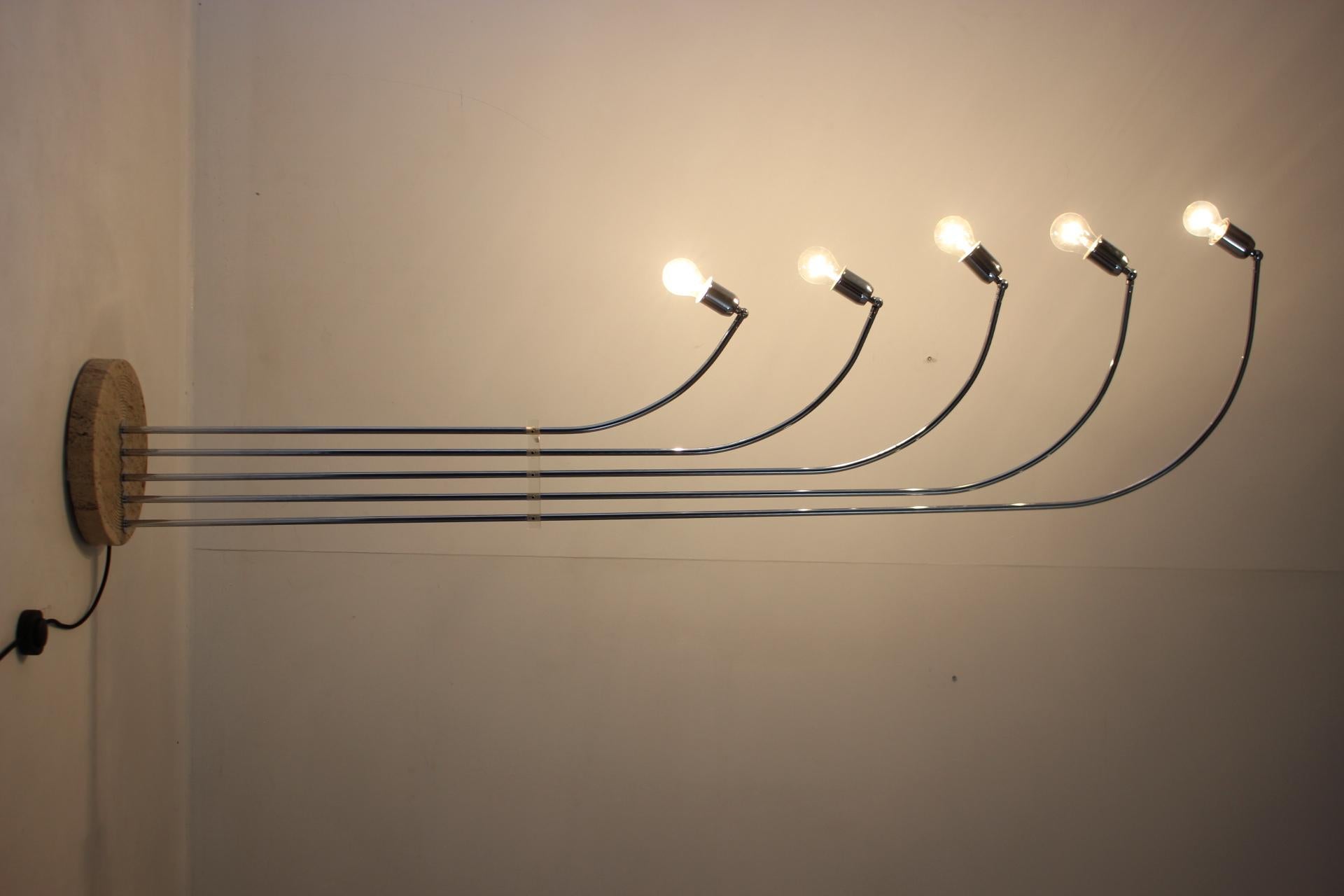 Lampada da terra in marmo e cromo degli anni '70, Italia in vendita 4