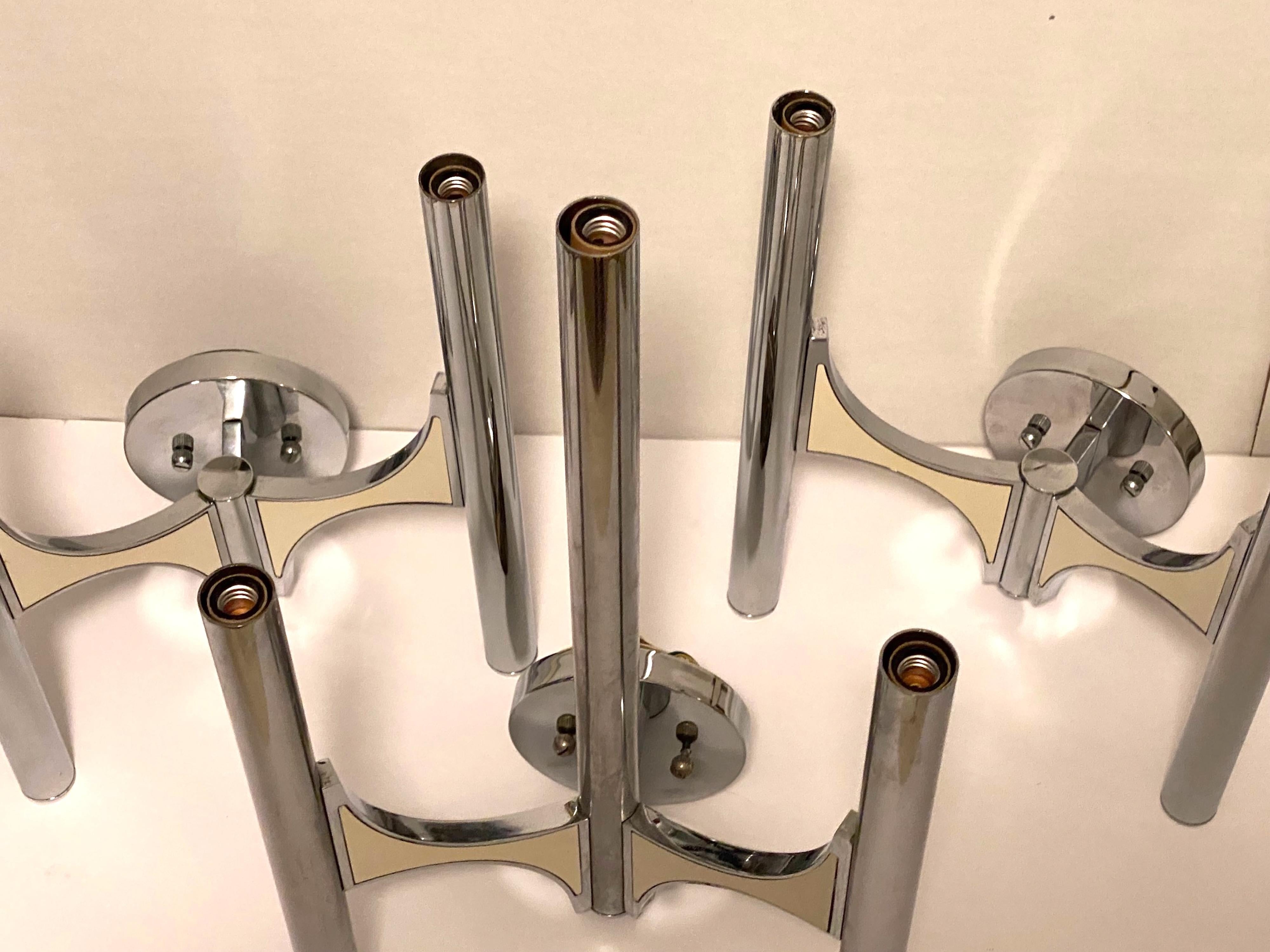 1970s Chrome and Metal 3 Light Single Sconce by Gaetano Sciolari For Sale 5