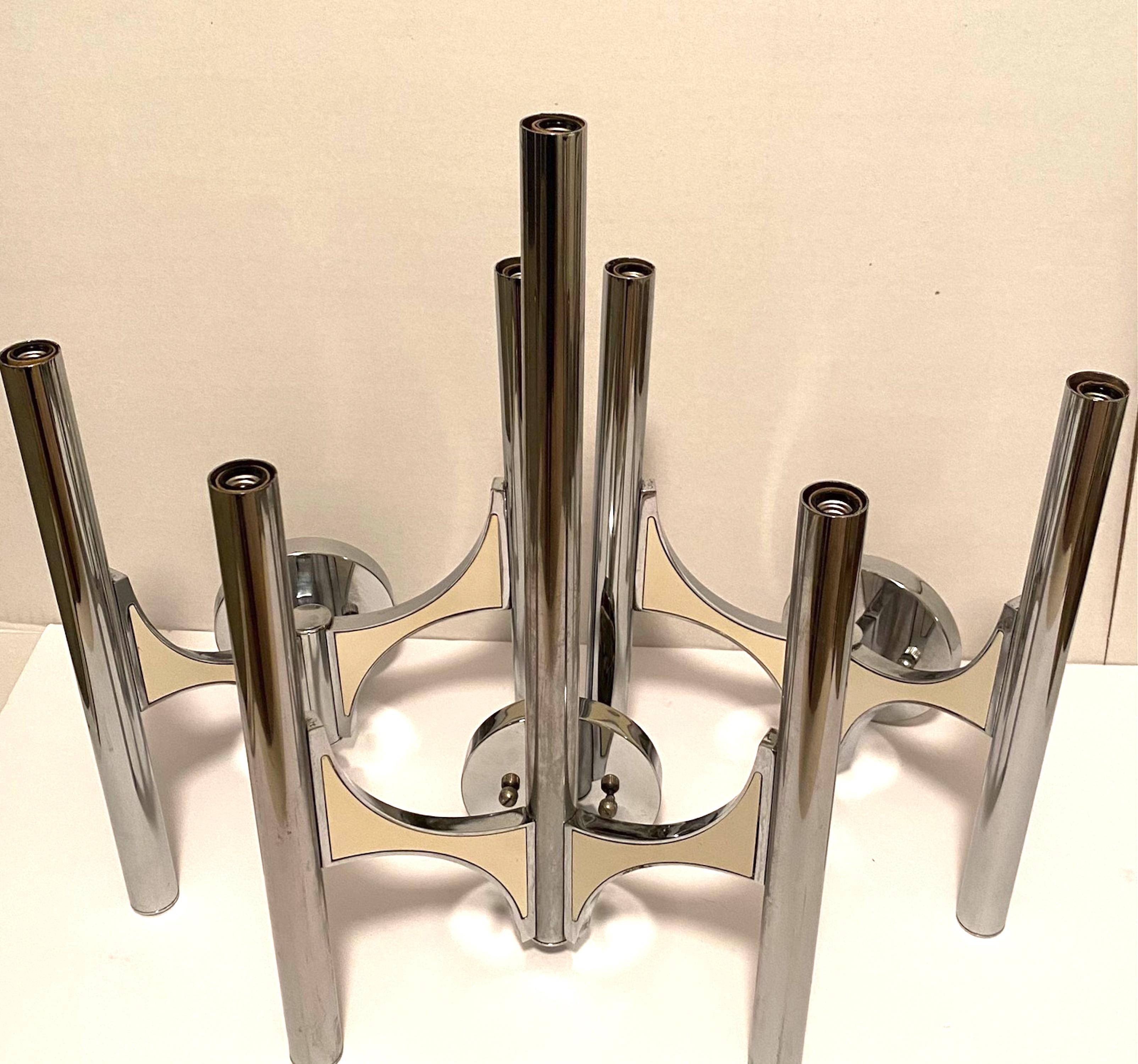 1970s Chrome and Metal 3 Light Single Sconce by Gaetano Sciolari For Sale 7