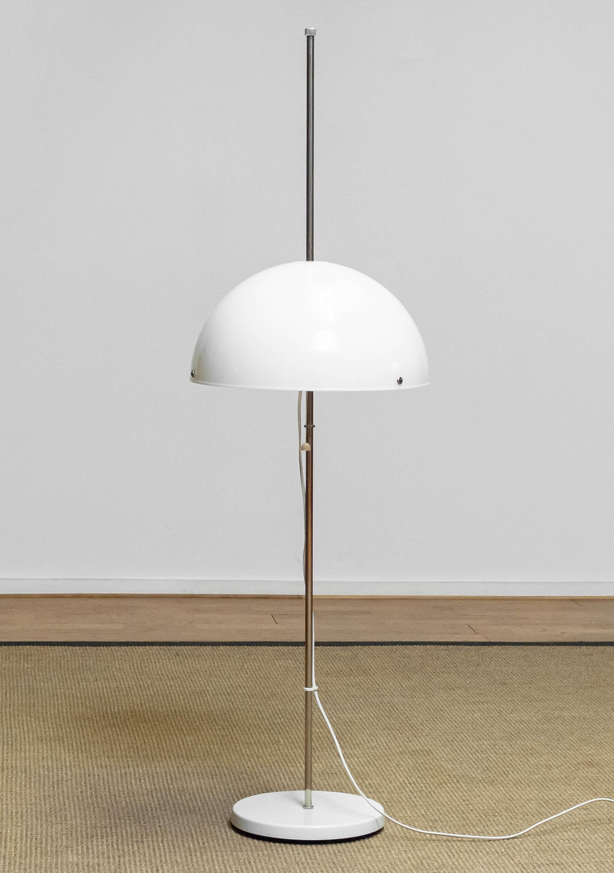 floor mushroom lamp