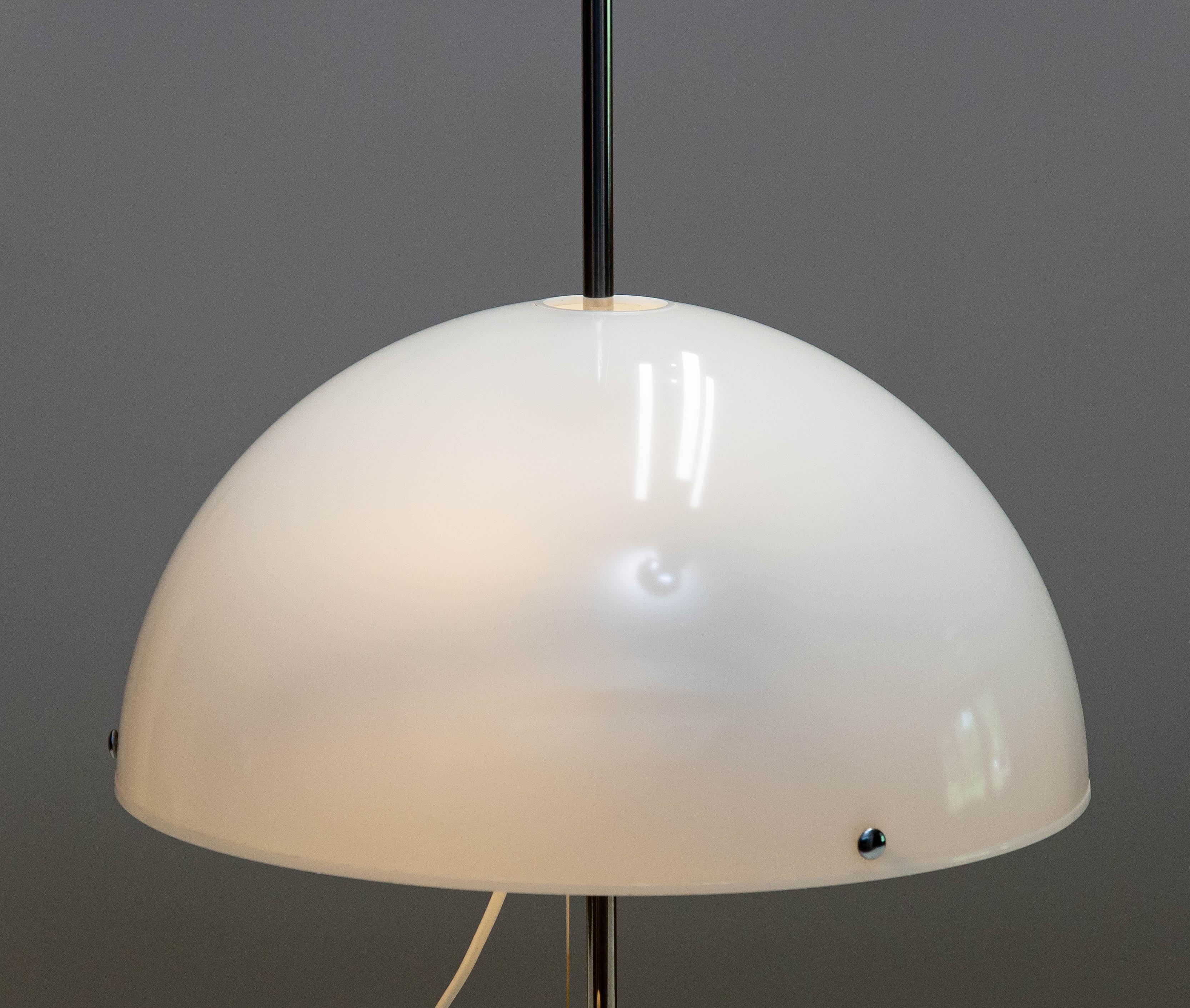 Modern 1970s Chrome and White Acrylic Mushroom Table Lamp Made by Fagerhult Sweden For Sale