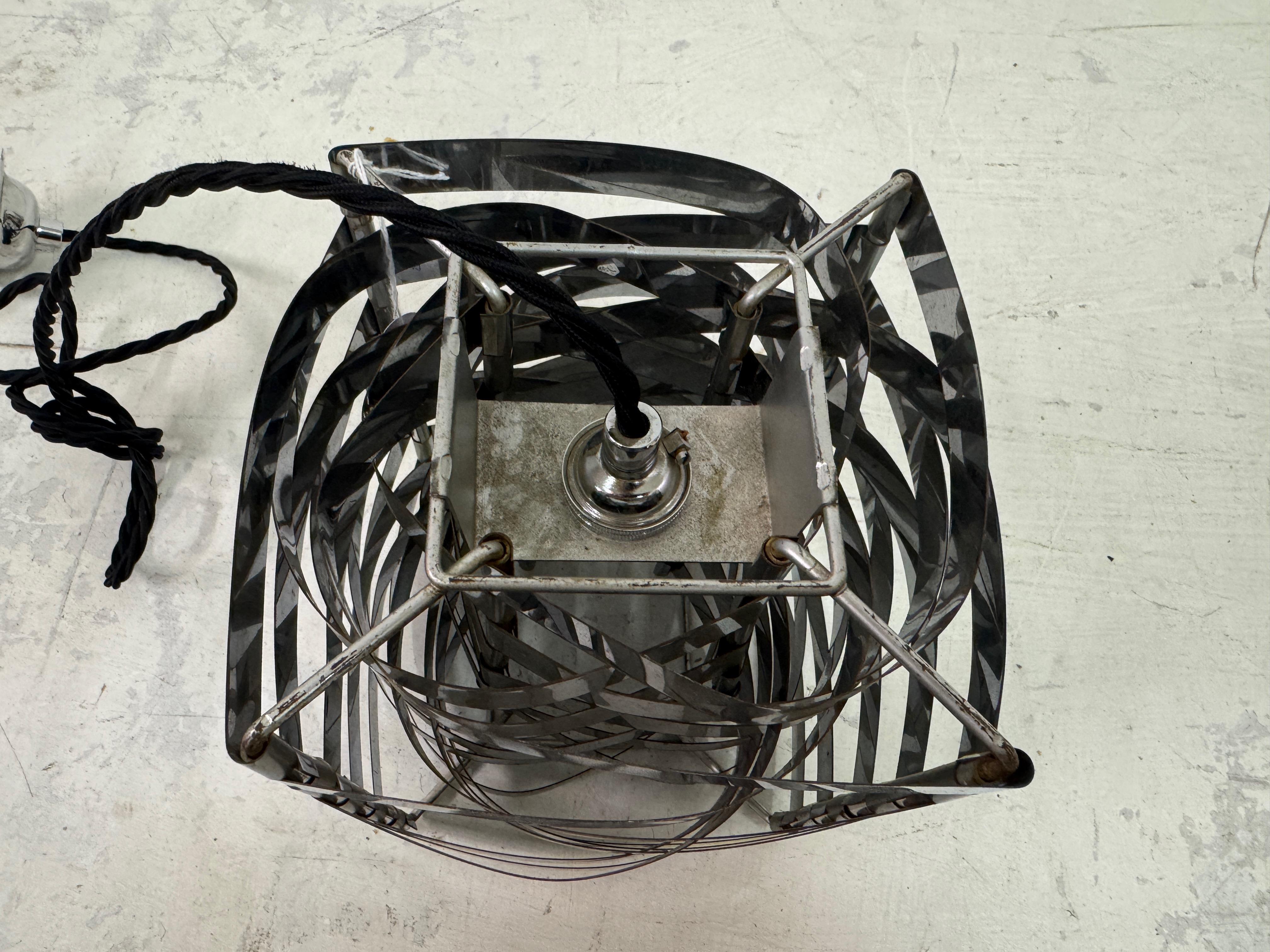Lámpara de techo cromada de los años 70 al estilo de Max Sauze en venta 3