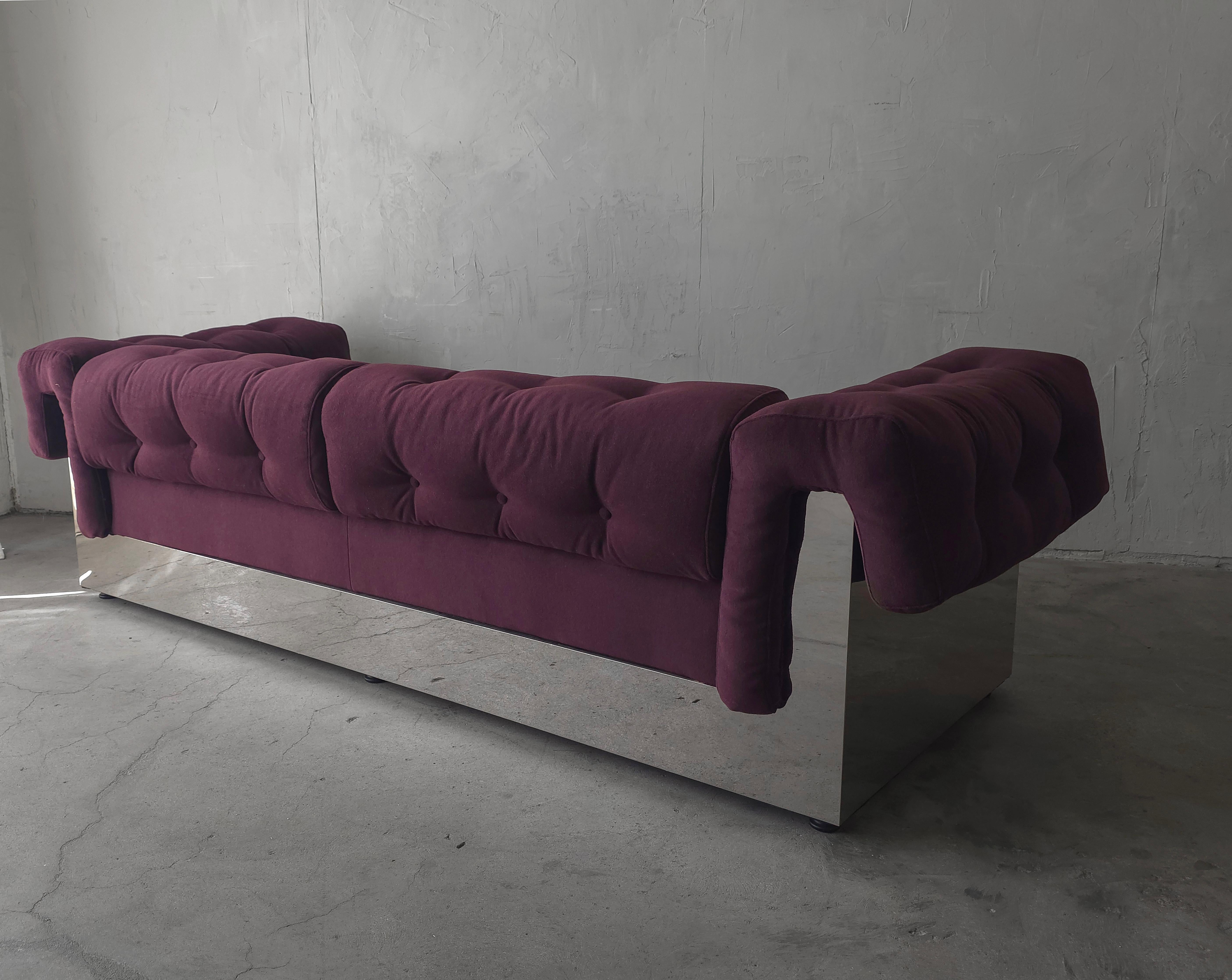1970s Chrome Clad Sofa by Milo Baughman for Thayer Coggin In Good Condition For Sale In Las Vegas, NV