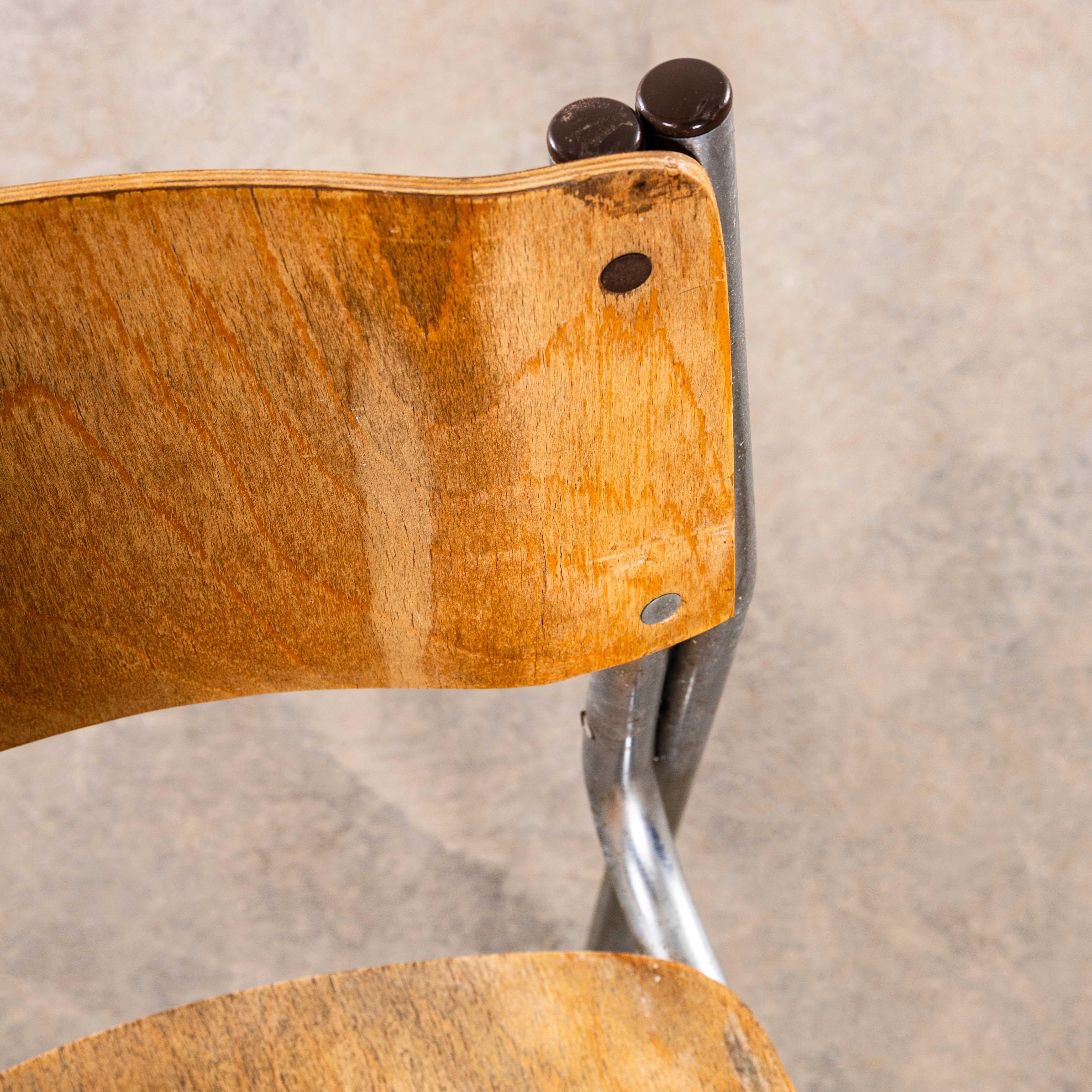 1970's Chrome Frame Stapeln Universität Esszimmerstühle im Angebot 6