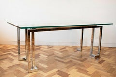 Bureau en chrome, verre et rotin des années 1970 de Pieff Lisse de la collection Mandarin