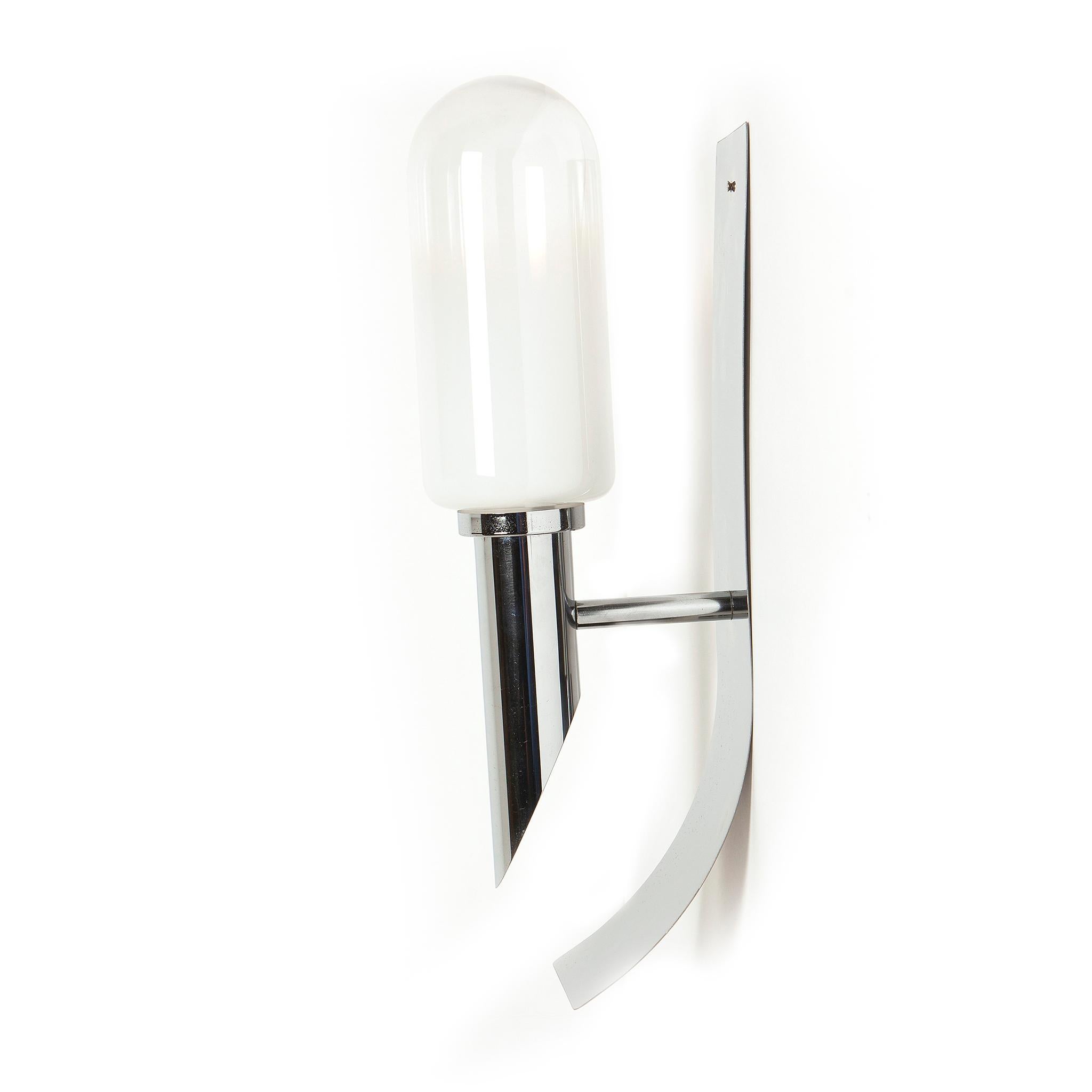 20th Century 1970's Chrome & Glass Wall light Attributed to Carlo Nason For Sale