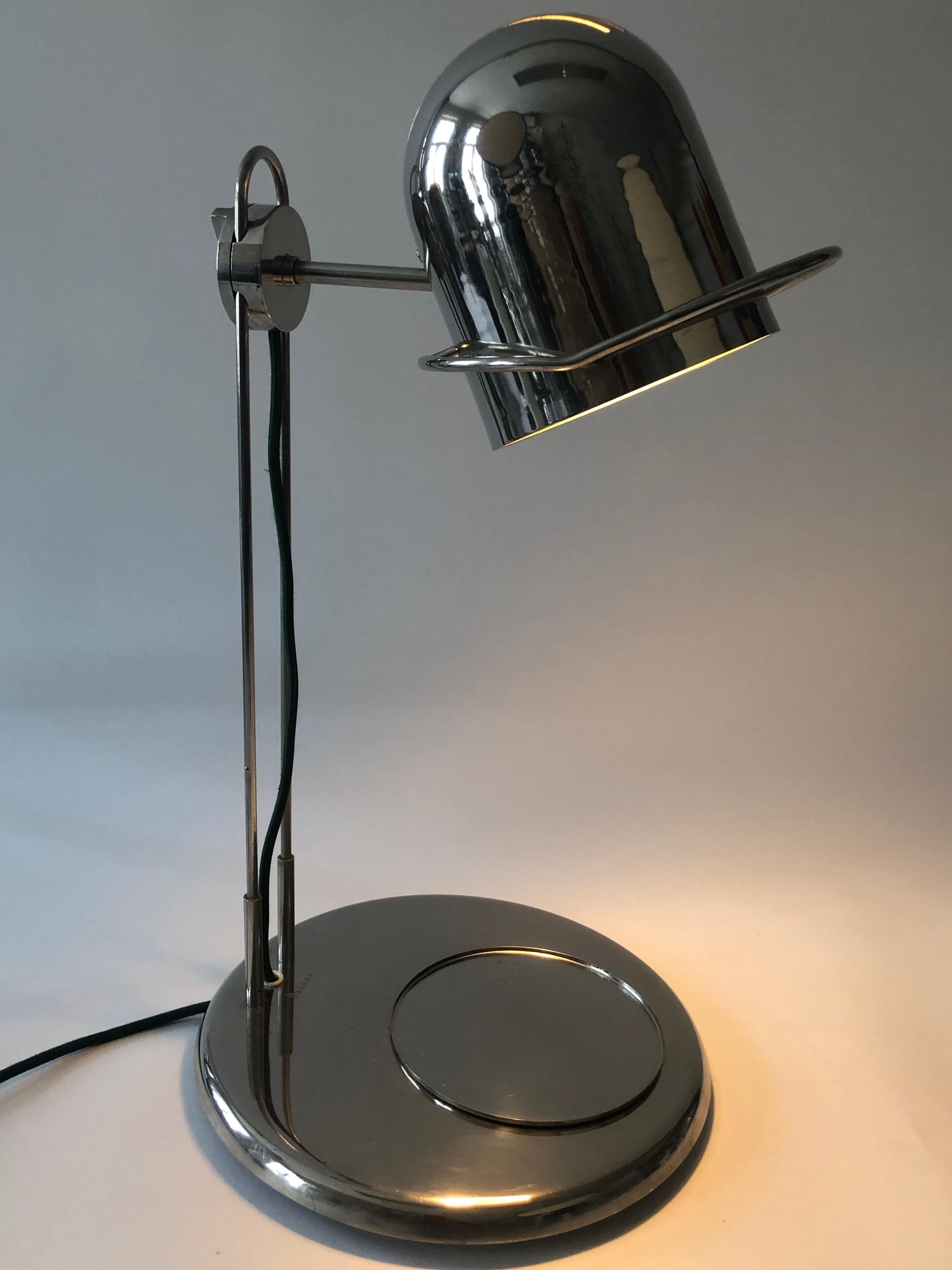 Lámpara de mesa industrial cromada de los años 70, Helago, República Checa en venta 2