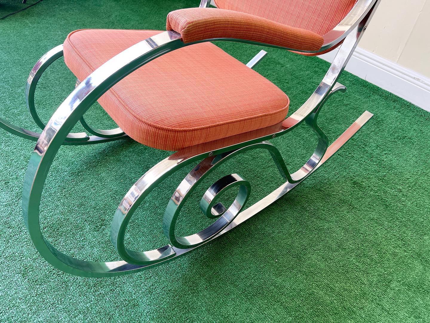 1970s, Chrome Rocking Chair with Original Red Fabric In Good Condition For Sale In Delray Beach, FL