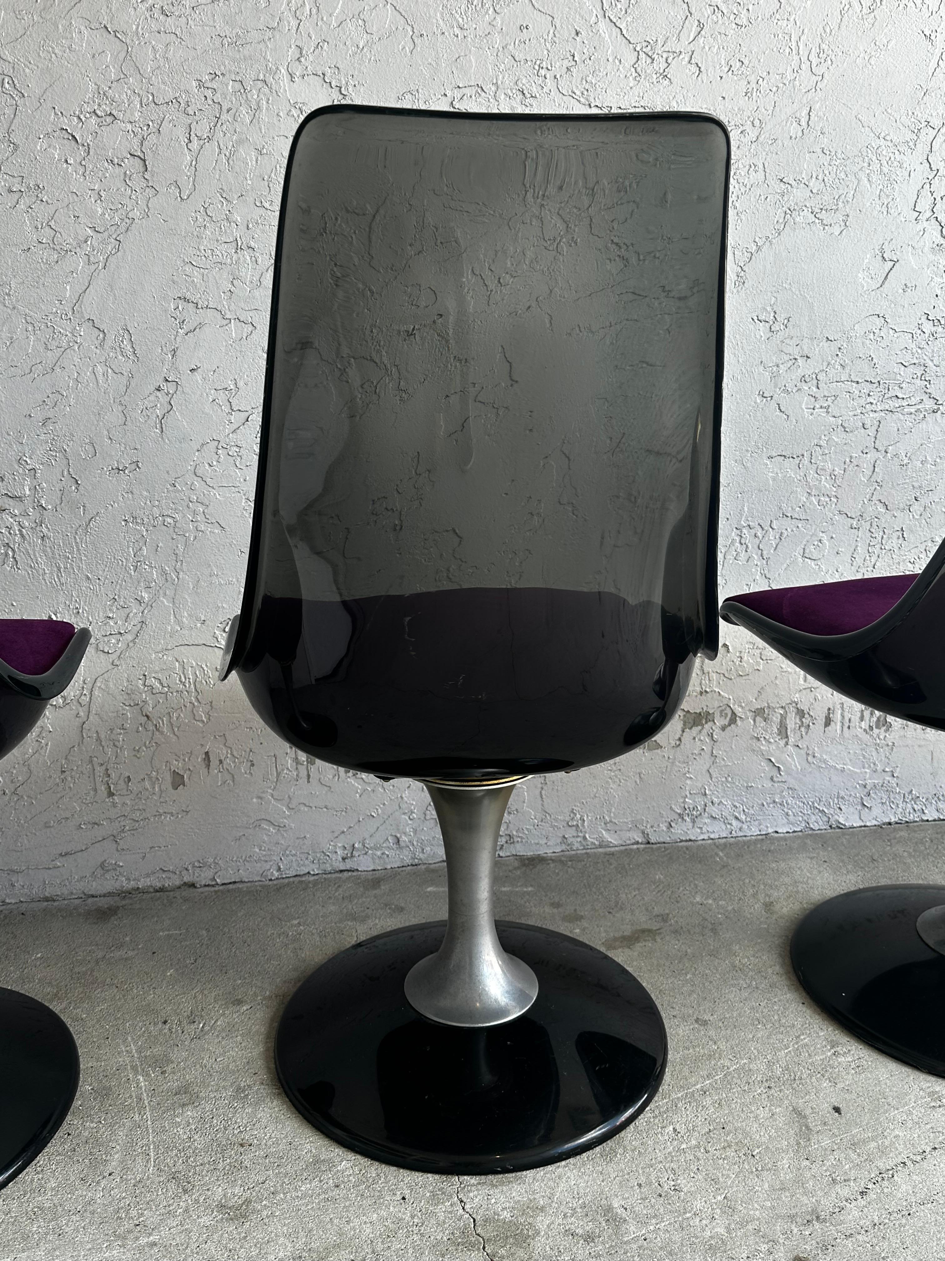 1970s Chromecraft Smoked Lucite Tulip Chairs Dining Table, Set of 5 For Sale 4