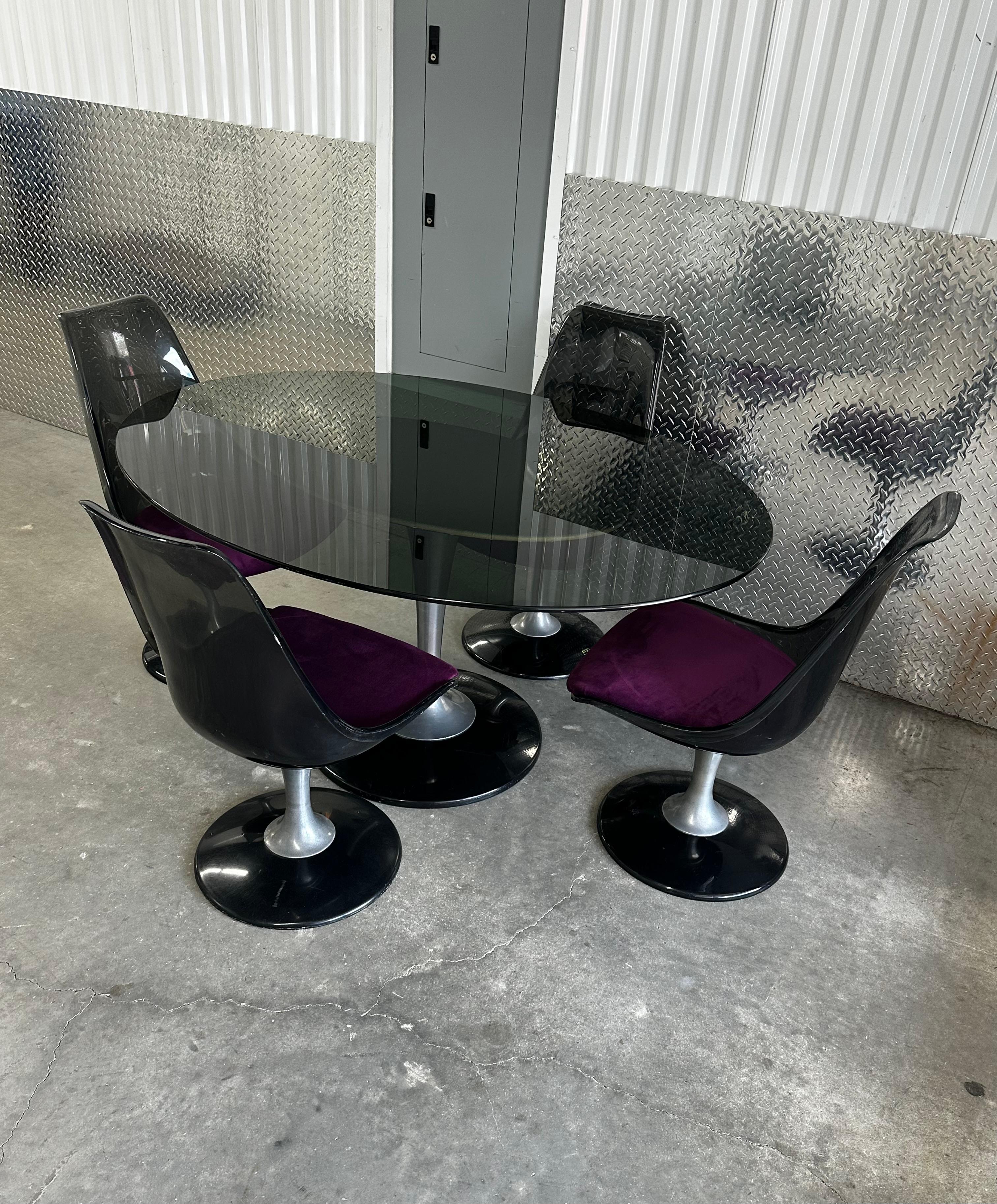 Mid-Century Modern 1970s Chromecraft Smoked Lucite Tulip Chairs Dining Table, Set of 5 For Sale