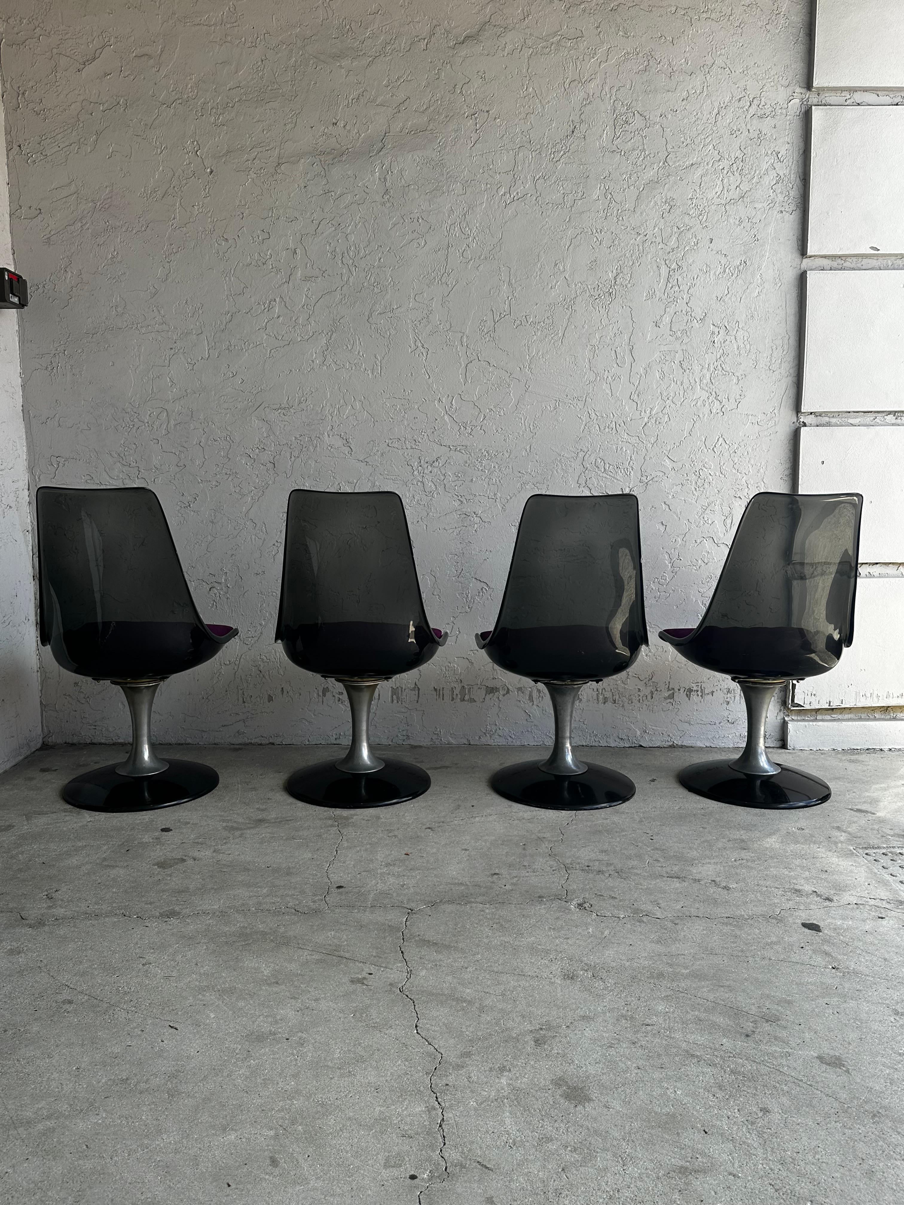 1970s Chromecraft Smoked Lucite Tulip Chairs Dining Table, Set of 5 For Sale 1