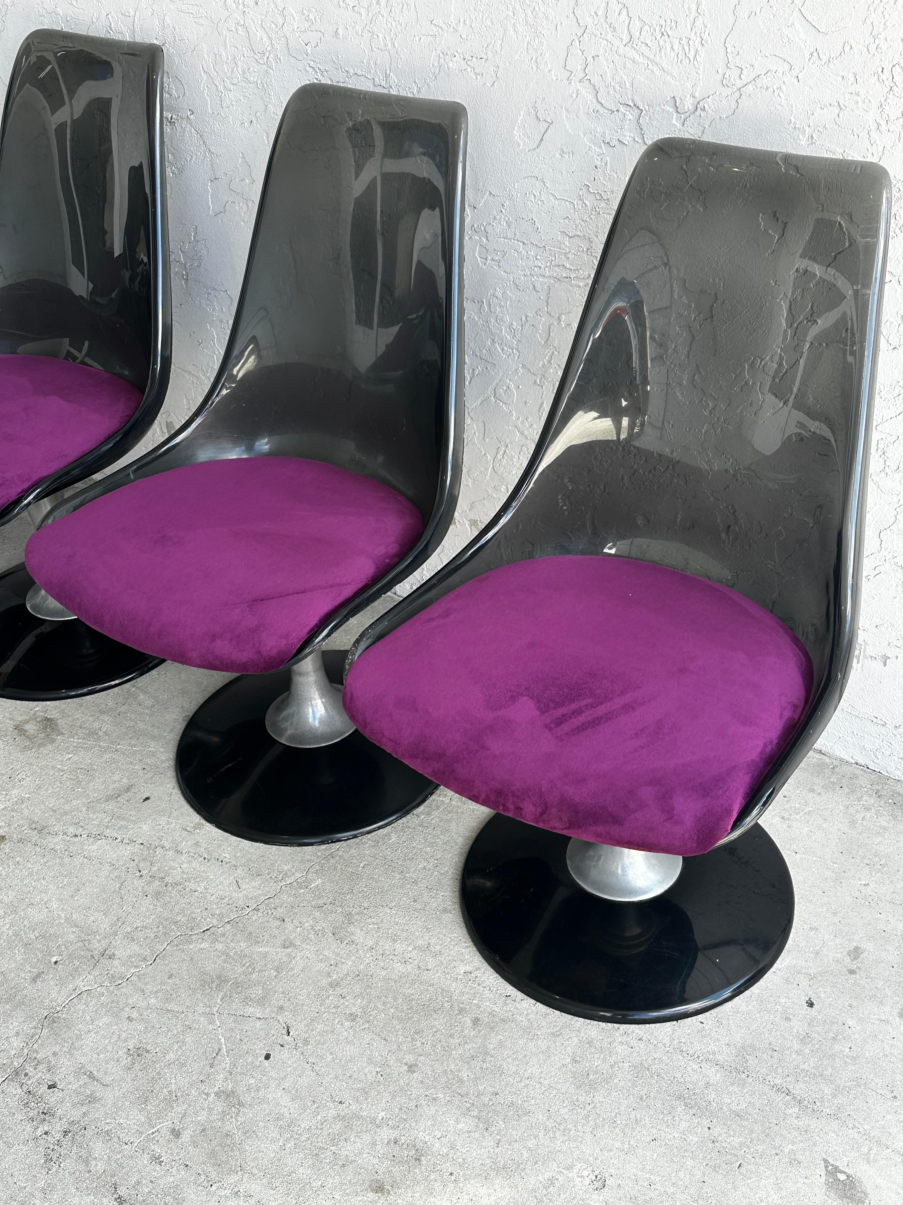 1970s Chromecraft Smoked Lucite Tulip Chairs Dining Table, Set of 5 For Sale 2