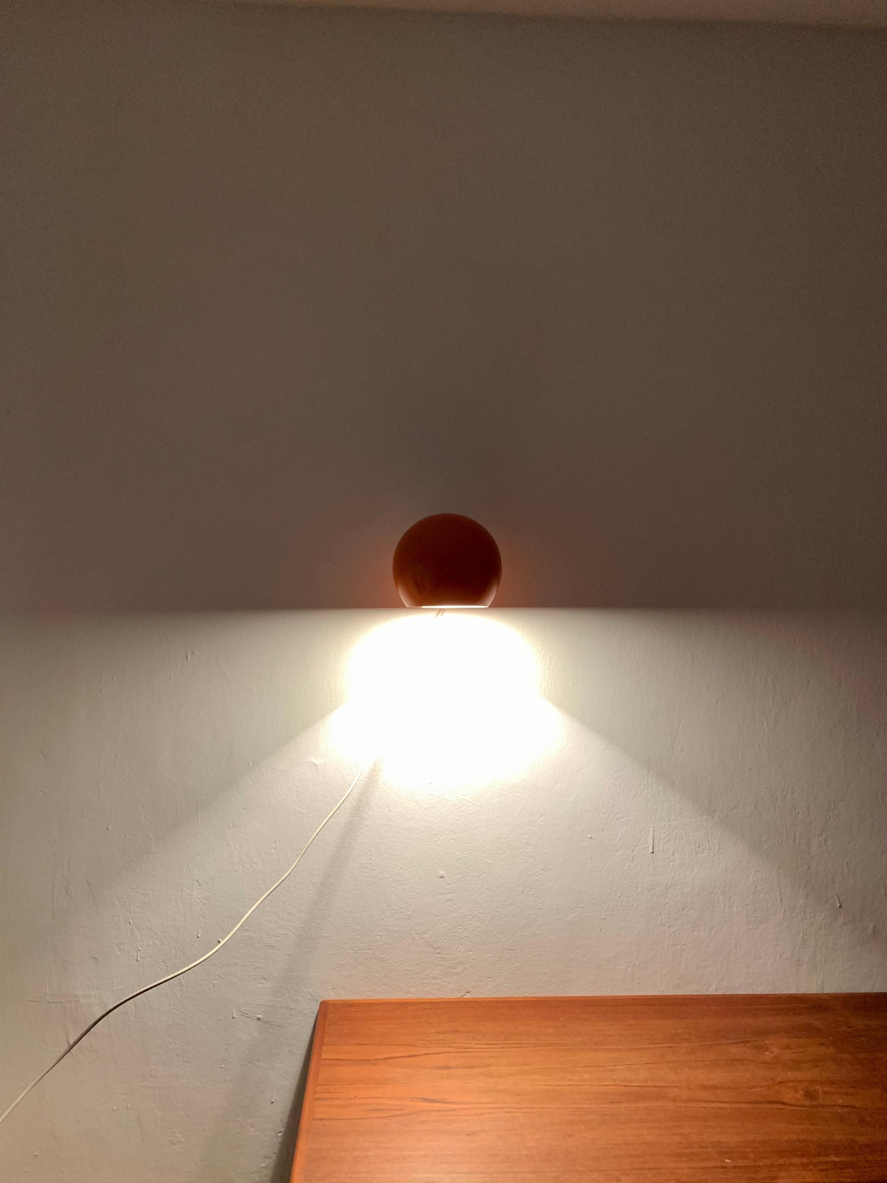 Lampada da parete A Space degli anni '70 di Cosack in vendita 4