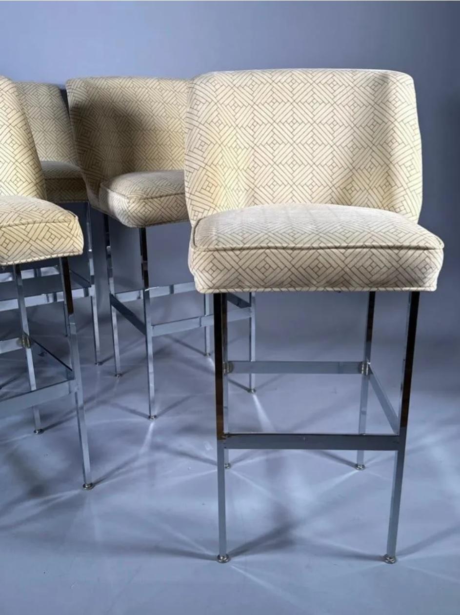 1970s Chromed Steel and Velvet Bar Stools, Set of 5 In Fair Condition For Sale In Chicago, IL