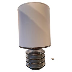 1970 Acier chromé  Lampe de table à abat-jour cylindrique